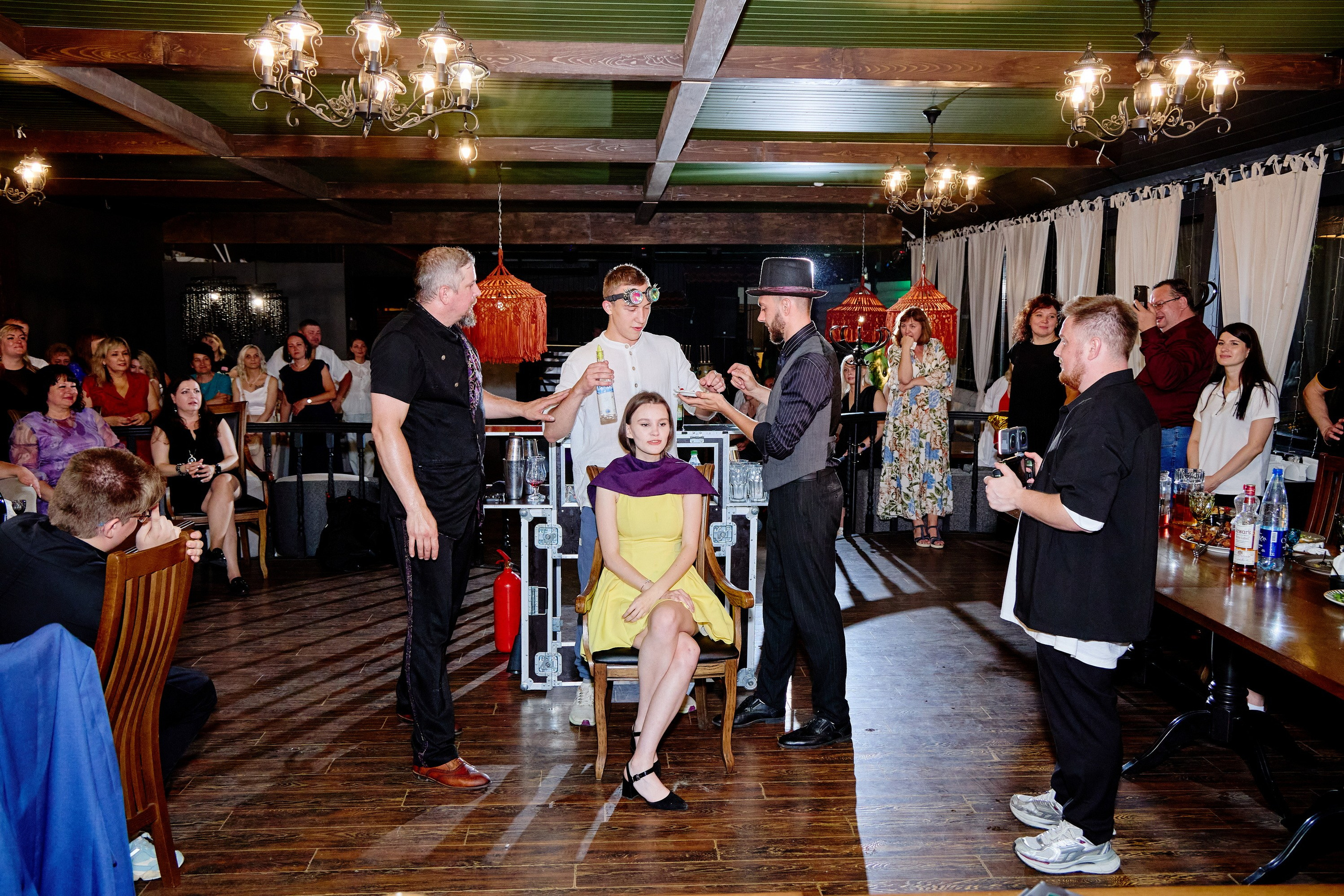 Выпускной 35 Сош. Фотограф Выпускные альбомы Таганрог Сергей Коробченко