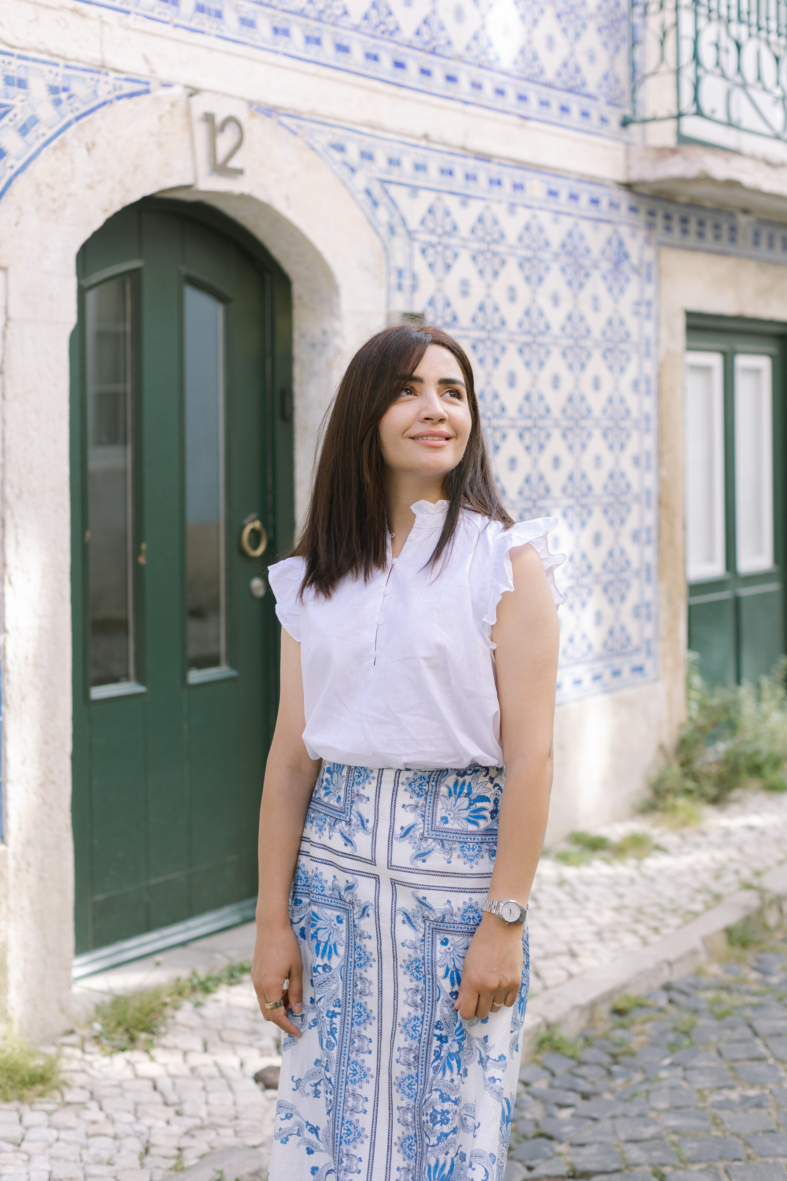 Family photo shoot on the streets of alfama. Свадебный и женский фотограф в Лиссабоне Яковлева Ольга