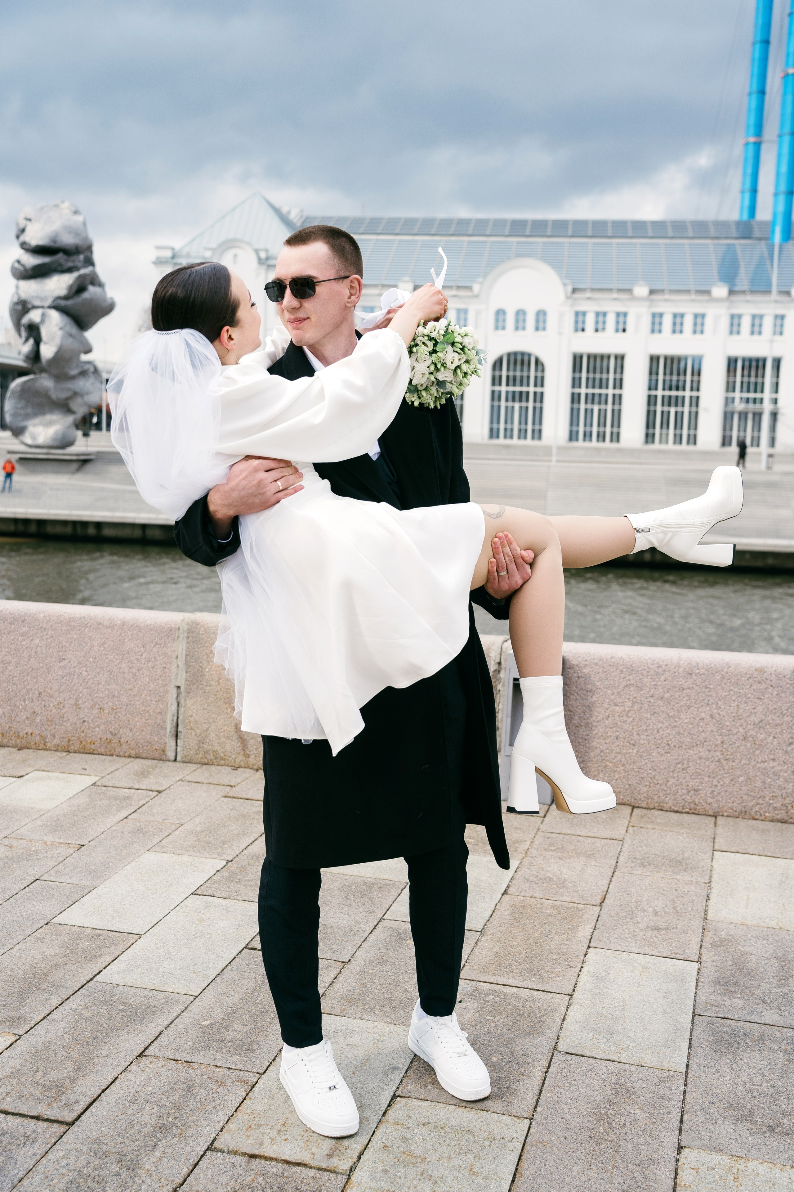 Екатерина и Никита. ЗАГС и прогулка. Фотограф и видеограф в Москве и Московской области Мария Вишня