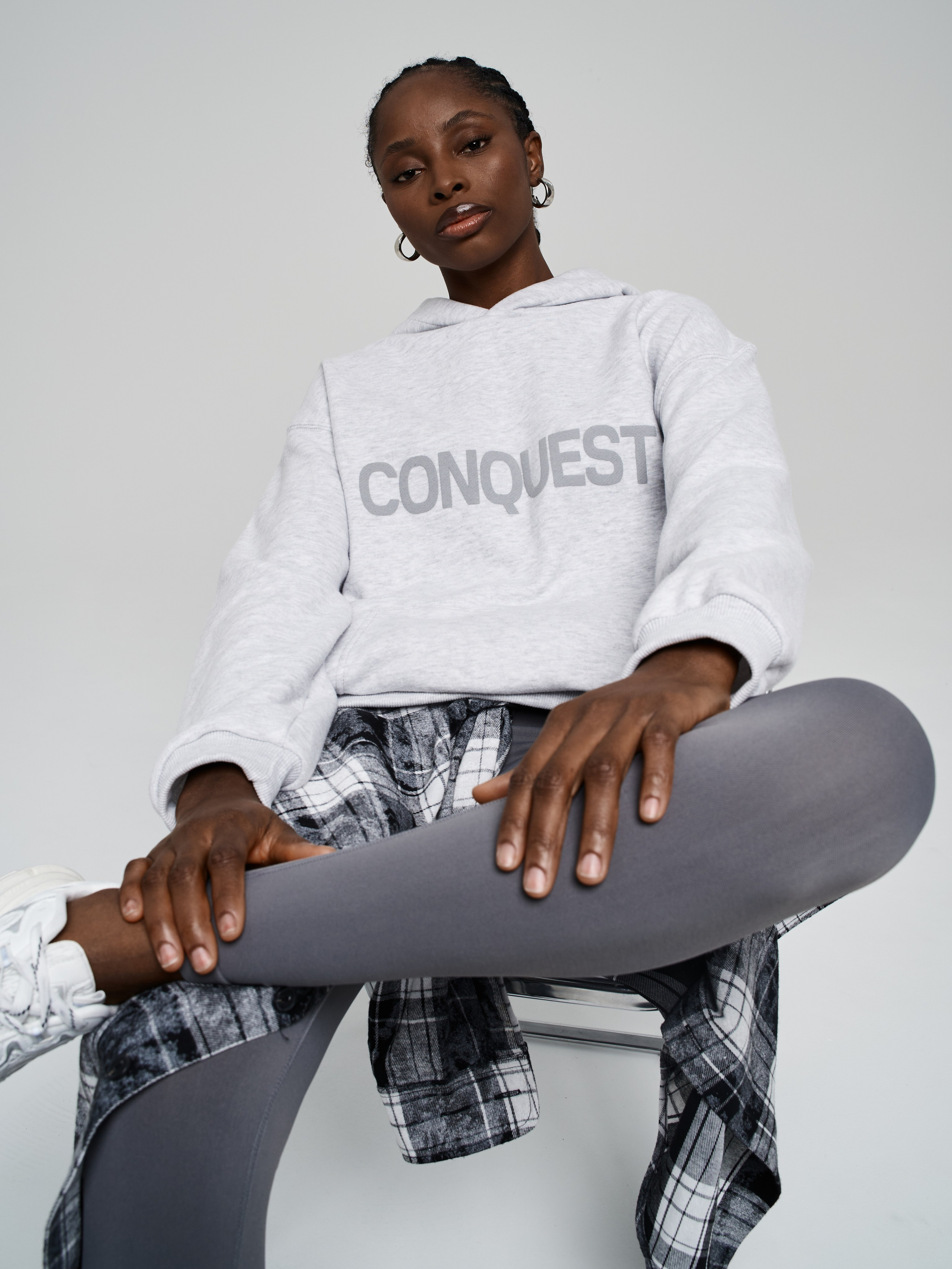 Топ и Кофта. Фотограф для маркетплейсов в Москве