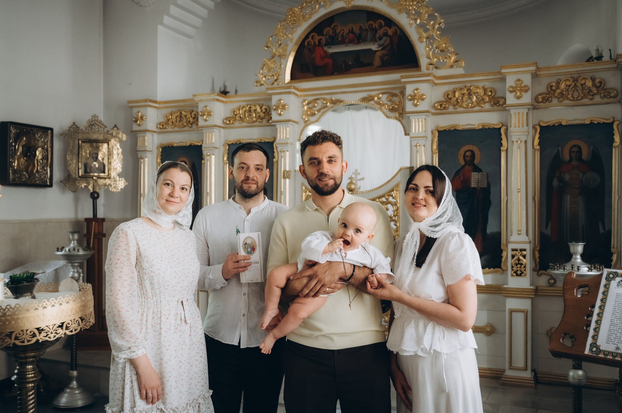 Крещение Мии и Льва. Семейный фотограф в Минске Дарья Дреко