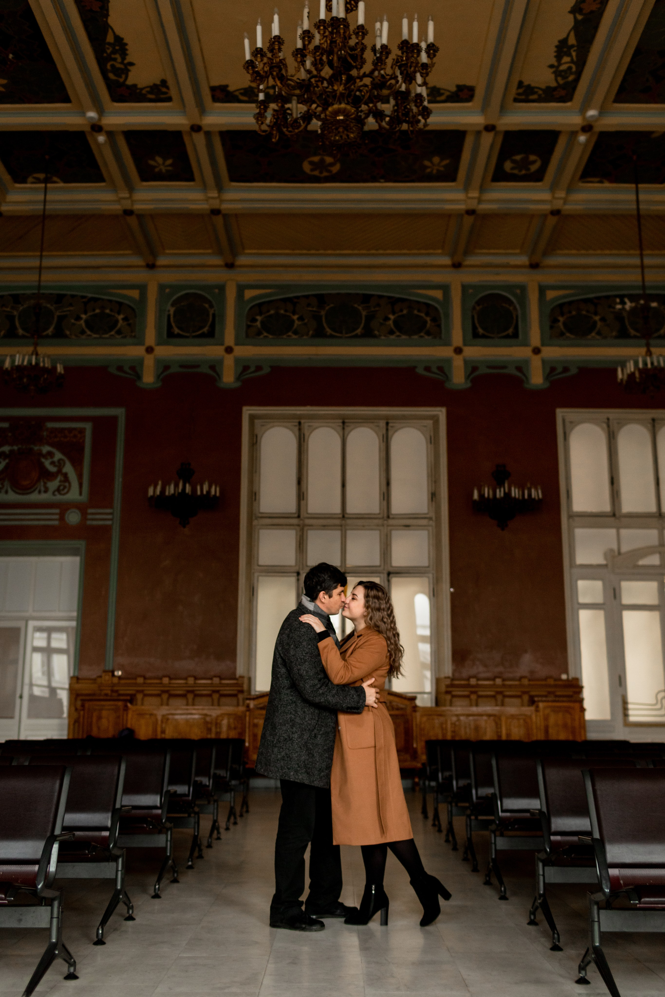 Фотосессия на Витебском вокзале. Свадебный фотограф Кирилл Белый