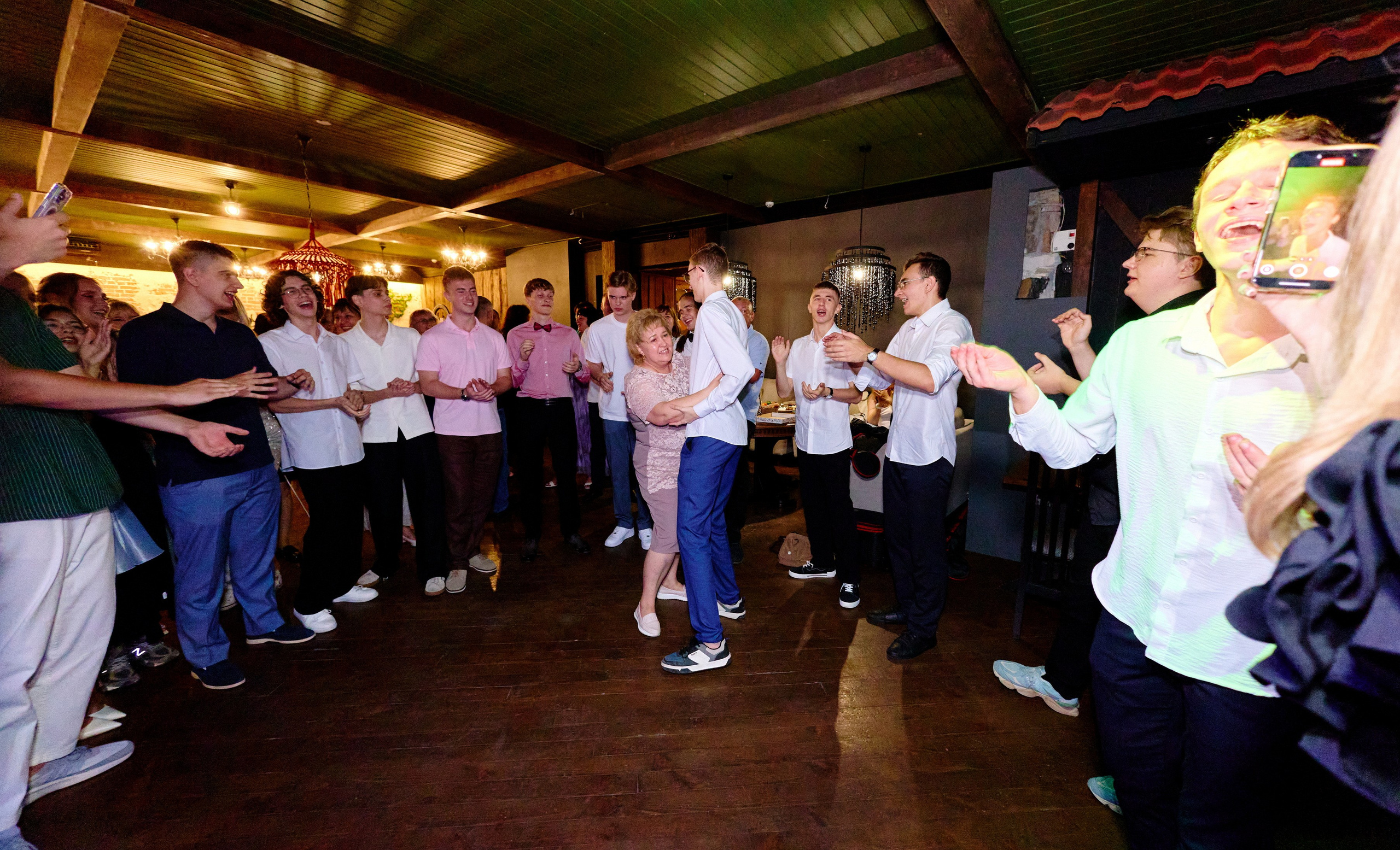 Выпускной 35 Сош. Фотограф Выпускные альбомы Таганрог Сергей Коробченко