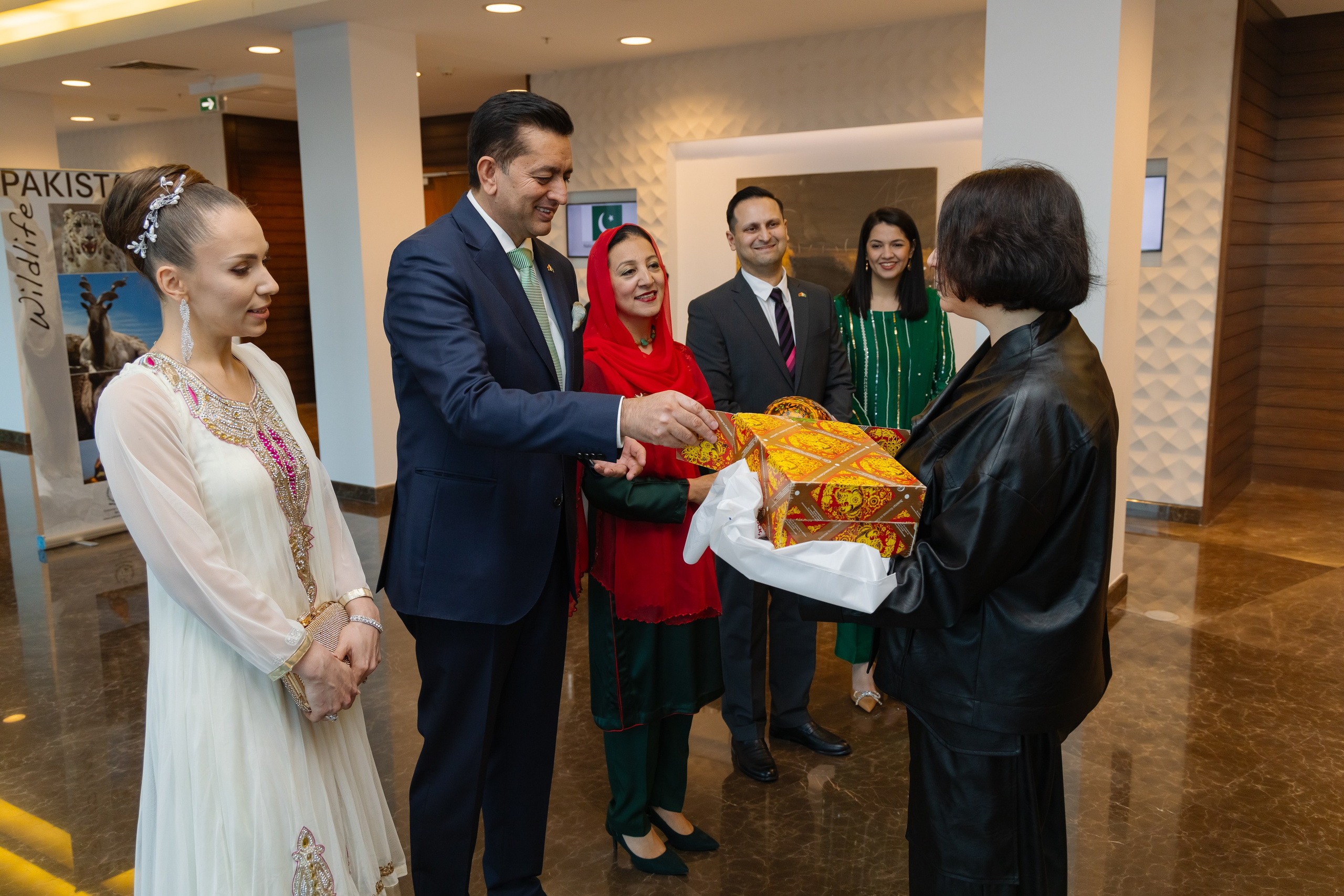 Фотосъемка делегации Пакистана в Беларуси в отеле Марриотт. Свадебный фотограф в Минске/Беларуси Сергей Спиридонов