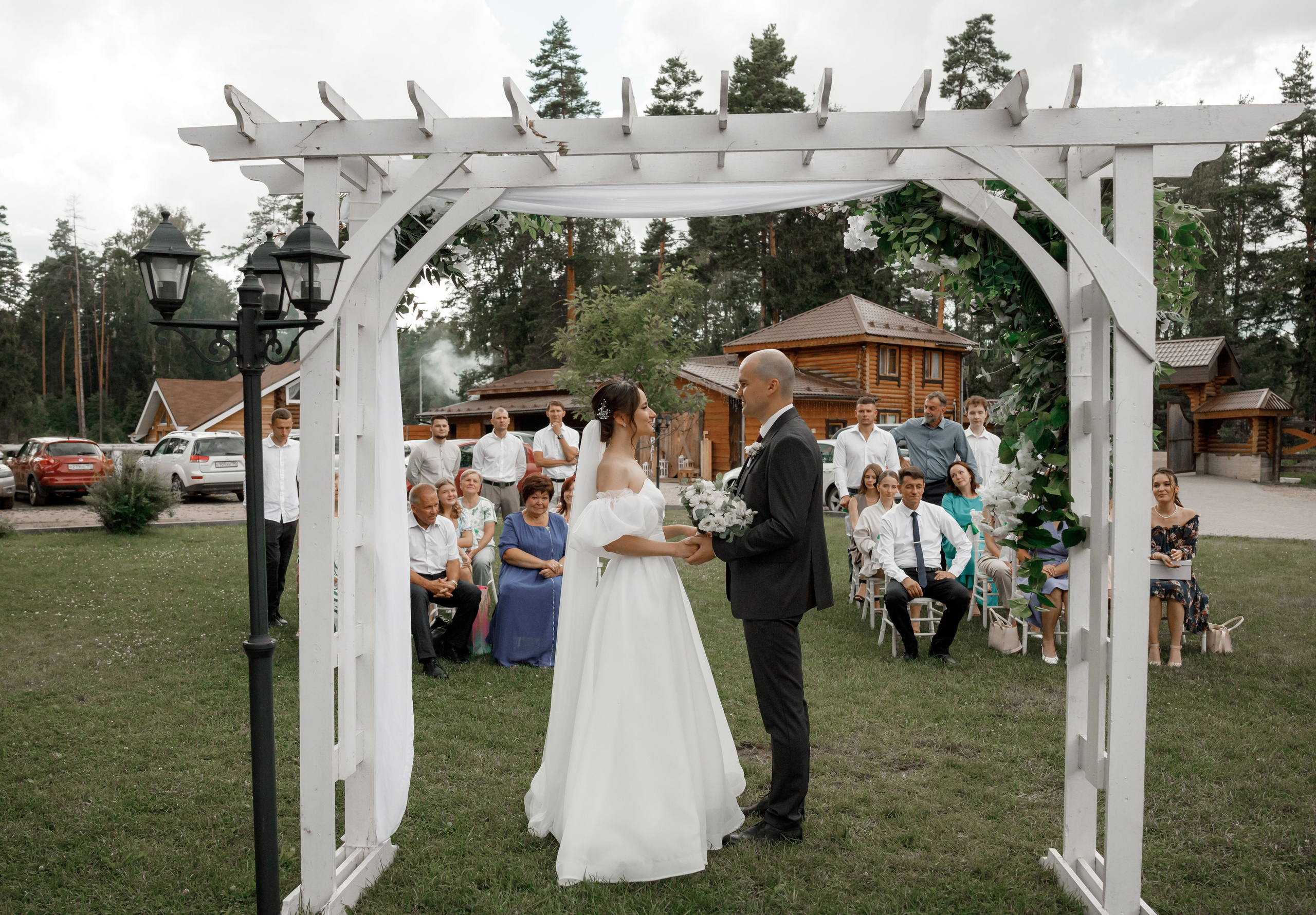 Полина и Дмитрий, загородный клуб «Барин», ЗАГС в г. Пушкино. Свадебный и репортажный фотограф (Москва, Королев и другие)