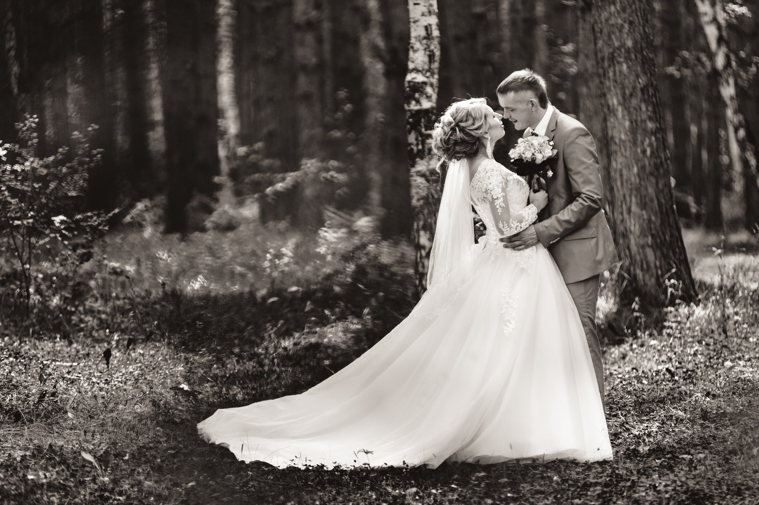 Свадебные фото. Качественные фото в Красноярске для самозанятых и для свободных