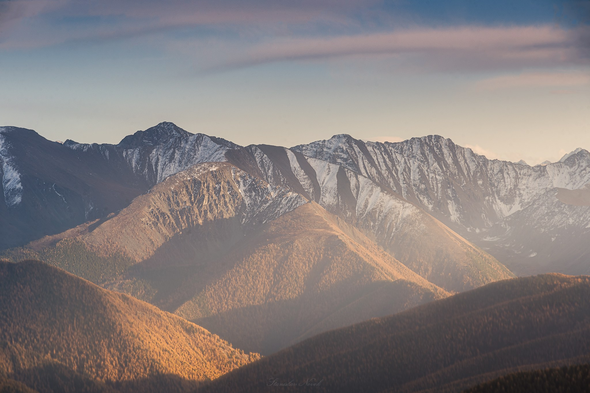 Горный Алтай 2022. Профессиональный пейзажный фотограф Новокрещенов Станислав
