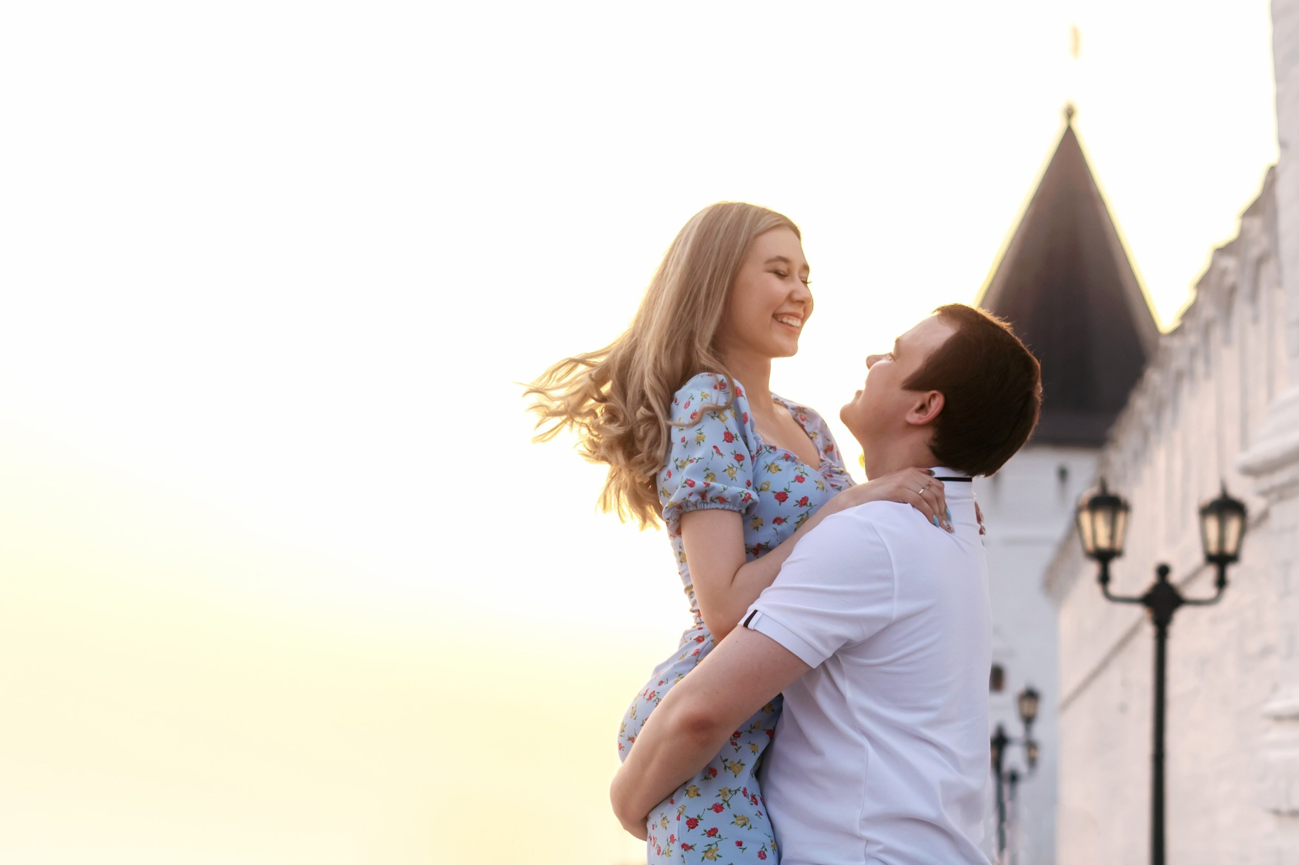 Городская love story в Тобольске. Мила Посвит Фотограф новорожденных в Тобольске