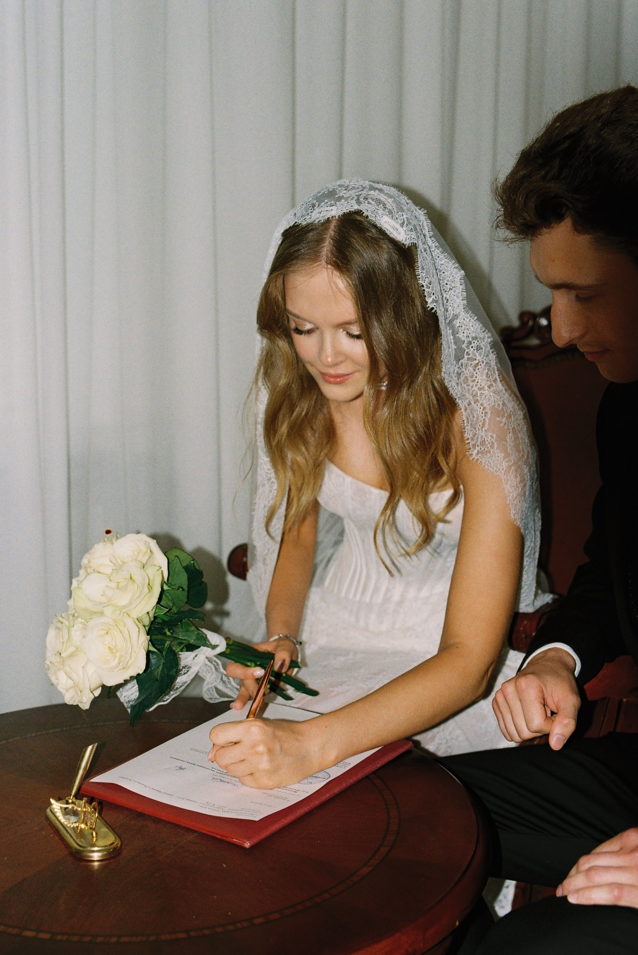JUST MARRIED [плёнка]. Olia Romicheva ♡ фотограф Фокино / Владивосток / Большой Камень / Находка