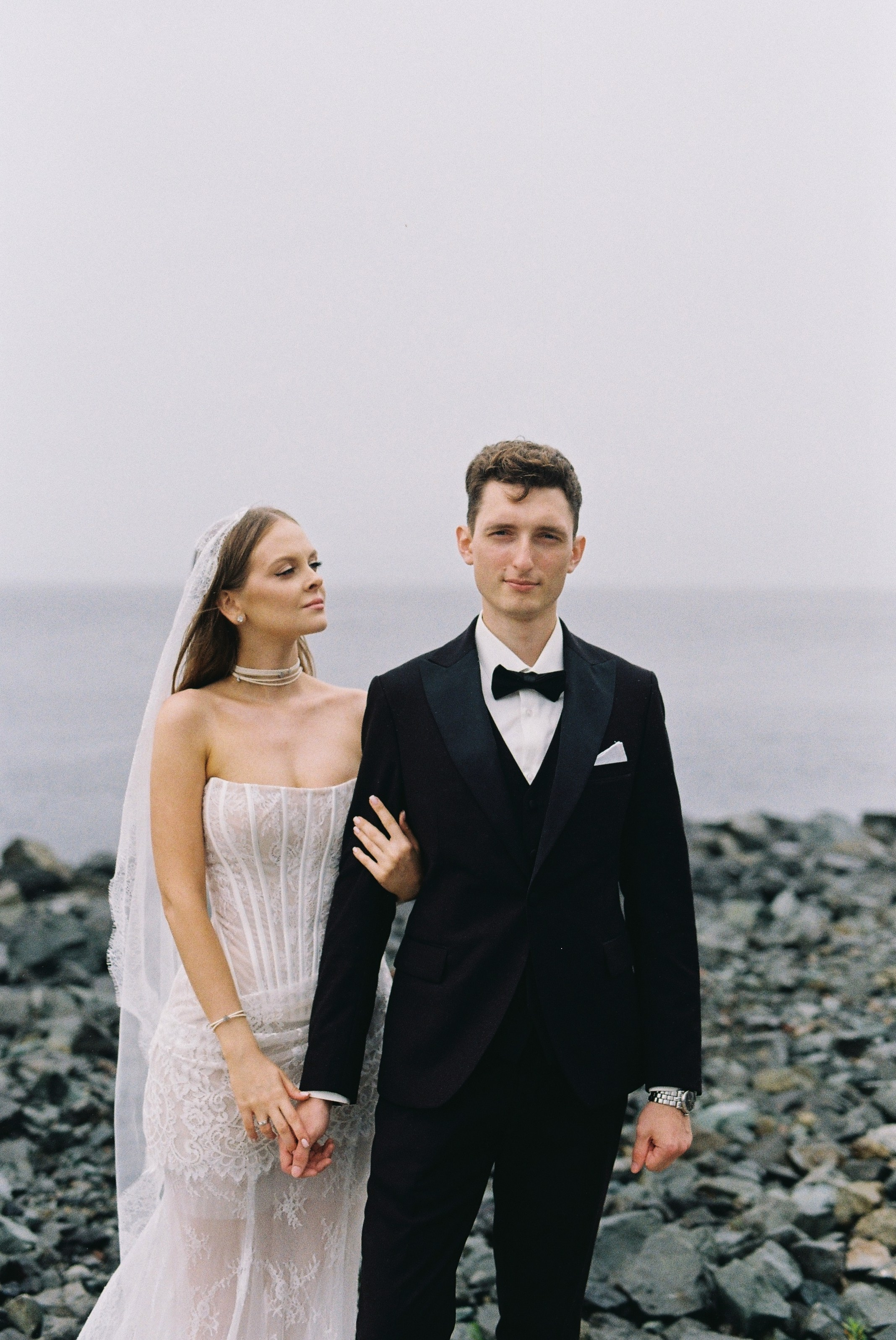JUST MARRIED [плёнка]. Olia Romicheva ♡ фотограф Фокино / Владивосток / Большой Камень / Находка