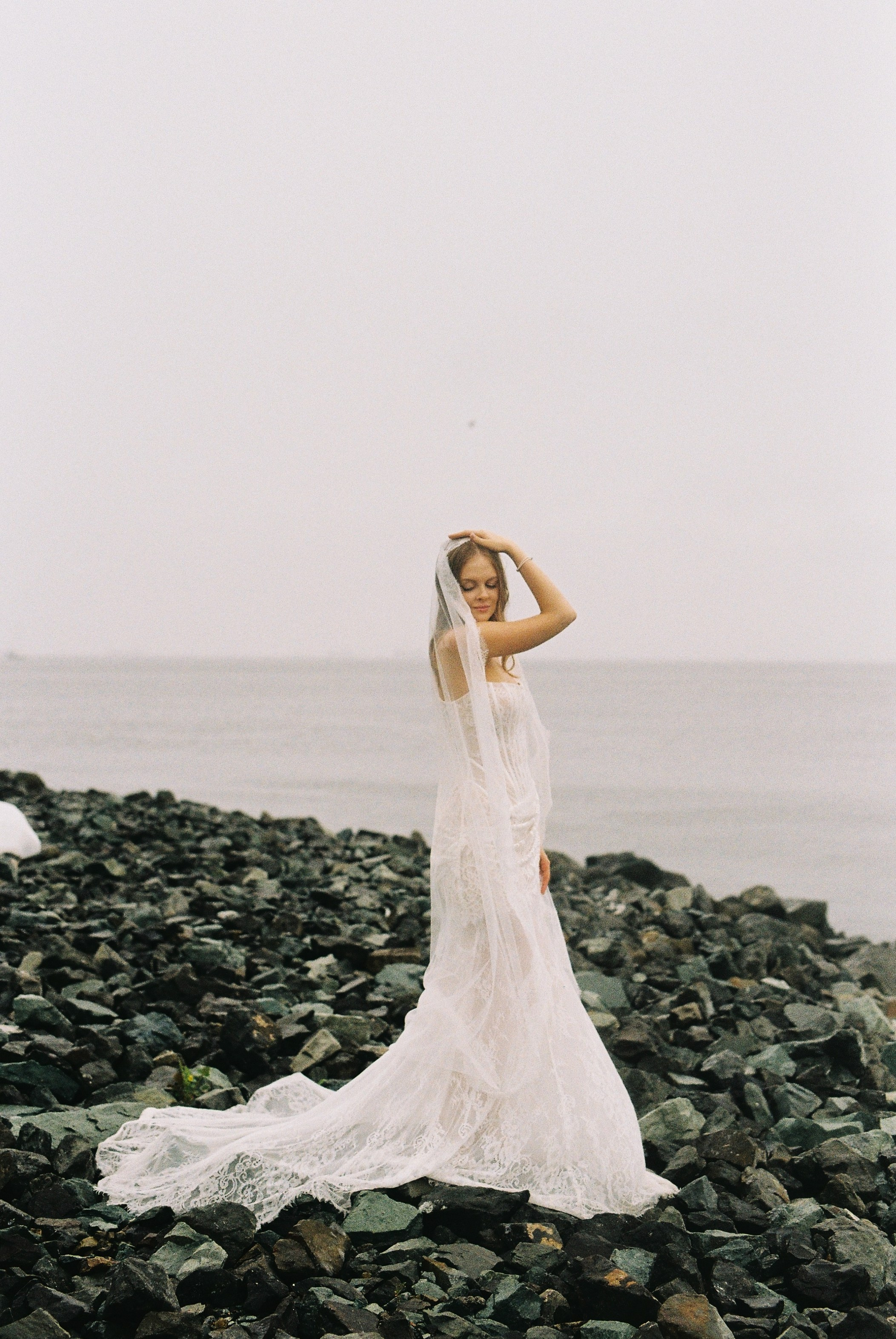 JUST MARRIED [плёнка]. Olia Romicheva ♡ фотограф Фокино / Владивосток / Большой Камень / Находка