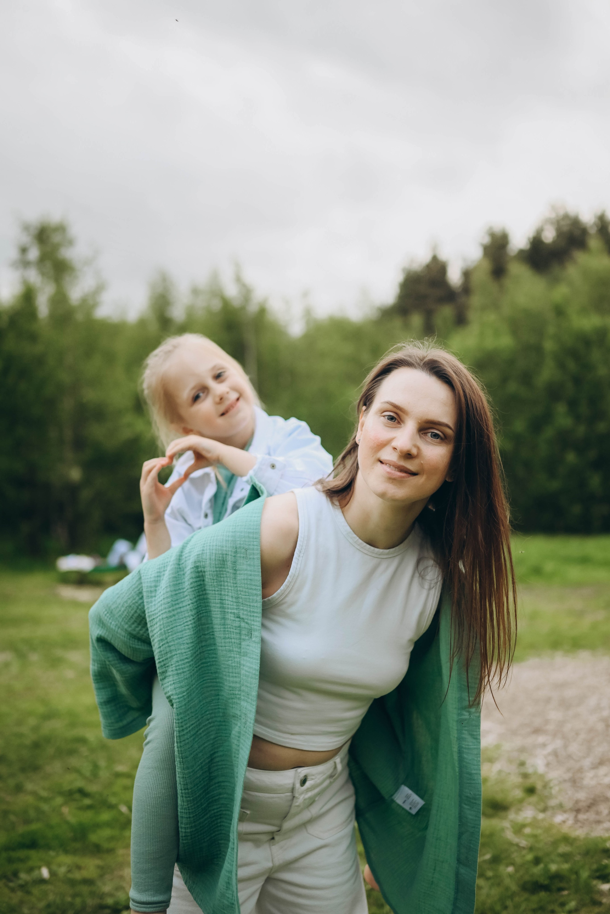 Прогулка на природе. Семейный фотограф в Москве Люберцах Ирина Вронская