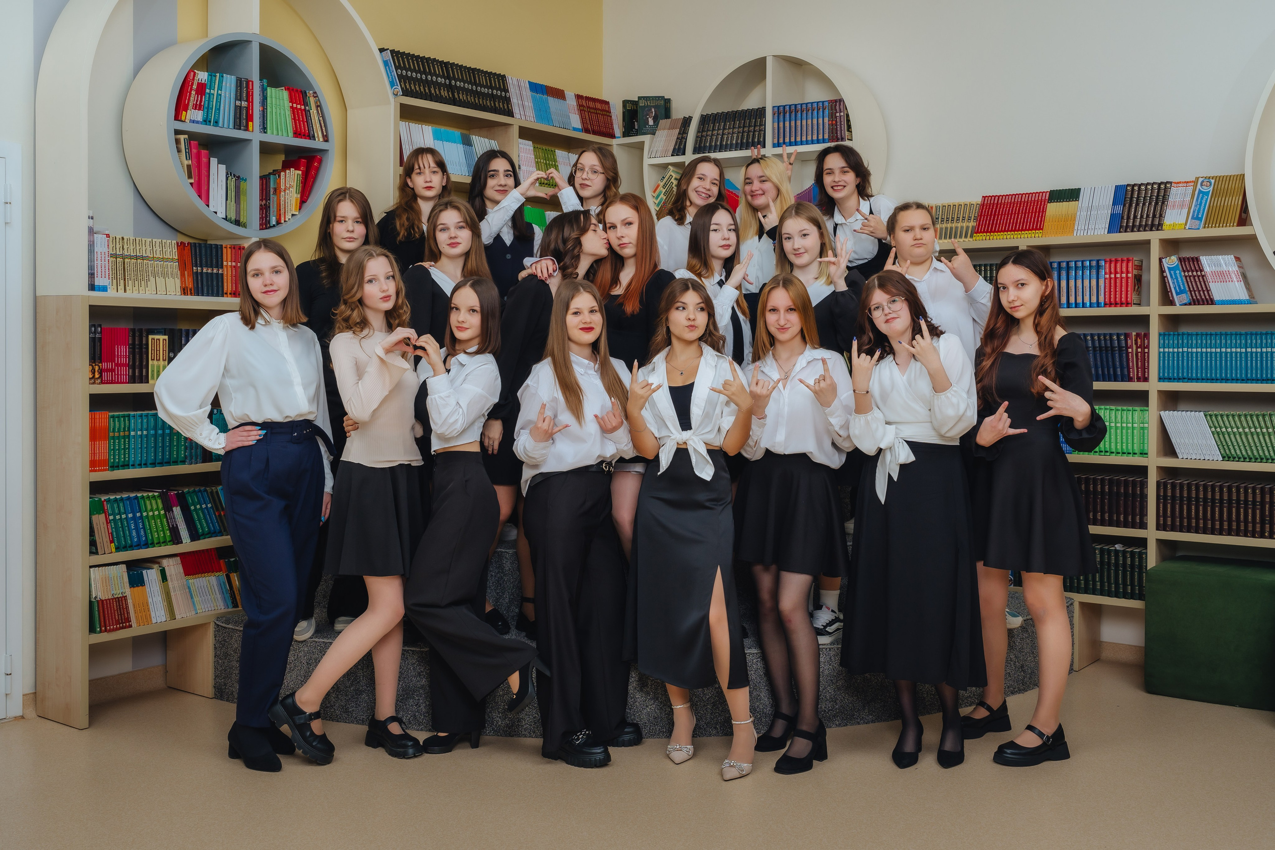 Школа. Евгений Щетников Фотограф-Тюмень