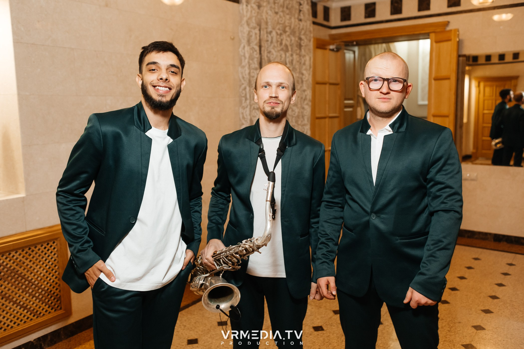 BAD BOYS BAND в ресторане «Империя»