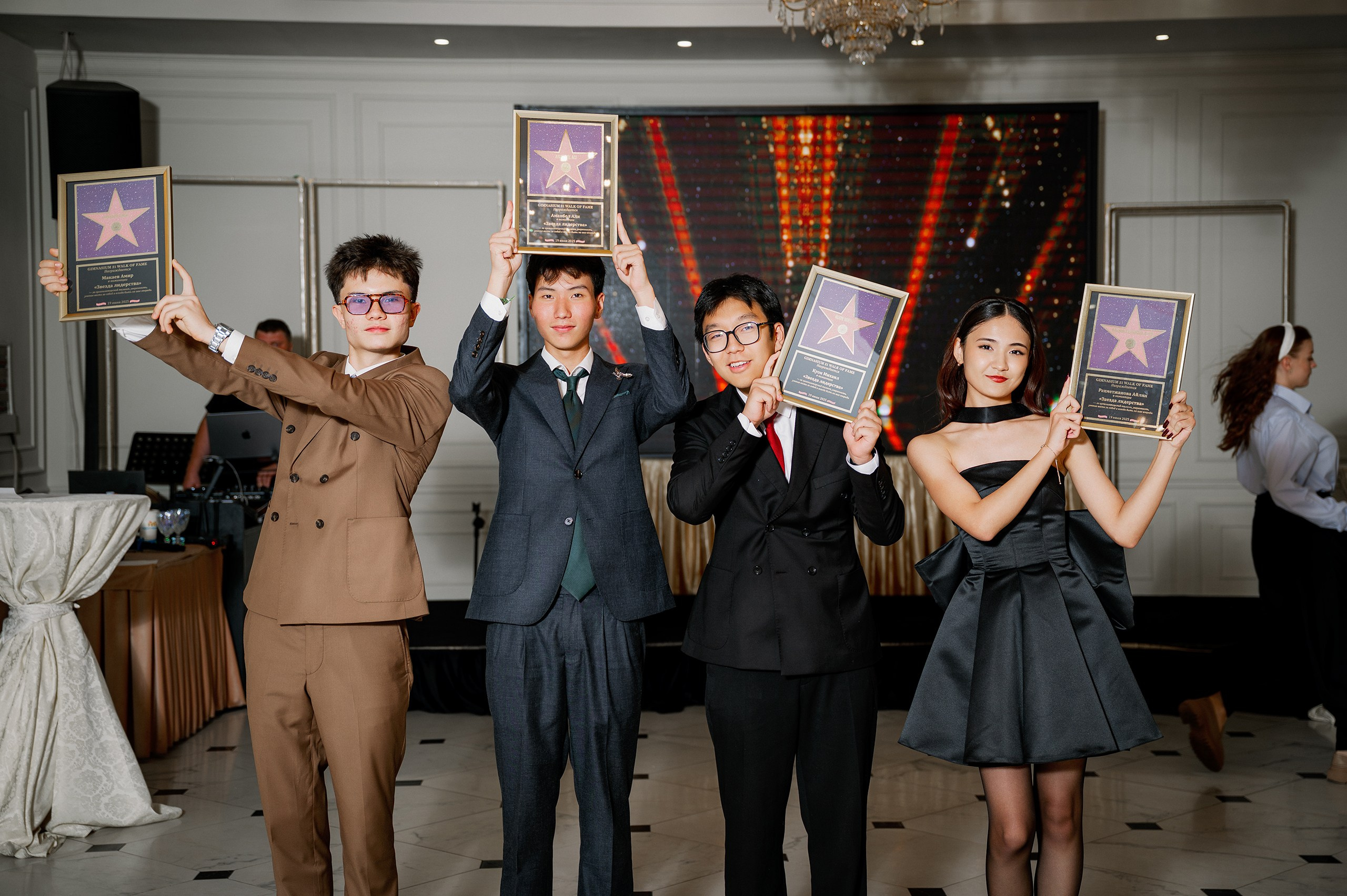 Выпускной — 11А, 2025. Фотограф в Алматы — Алексей Коньков | Репортаж, свадьбы, портреты