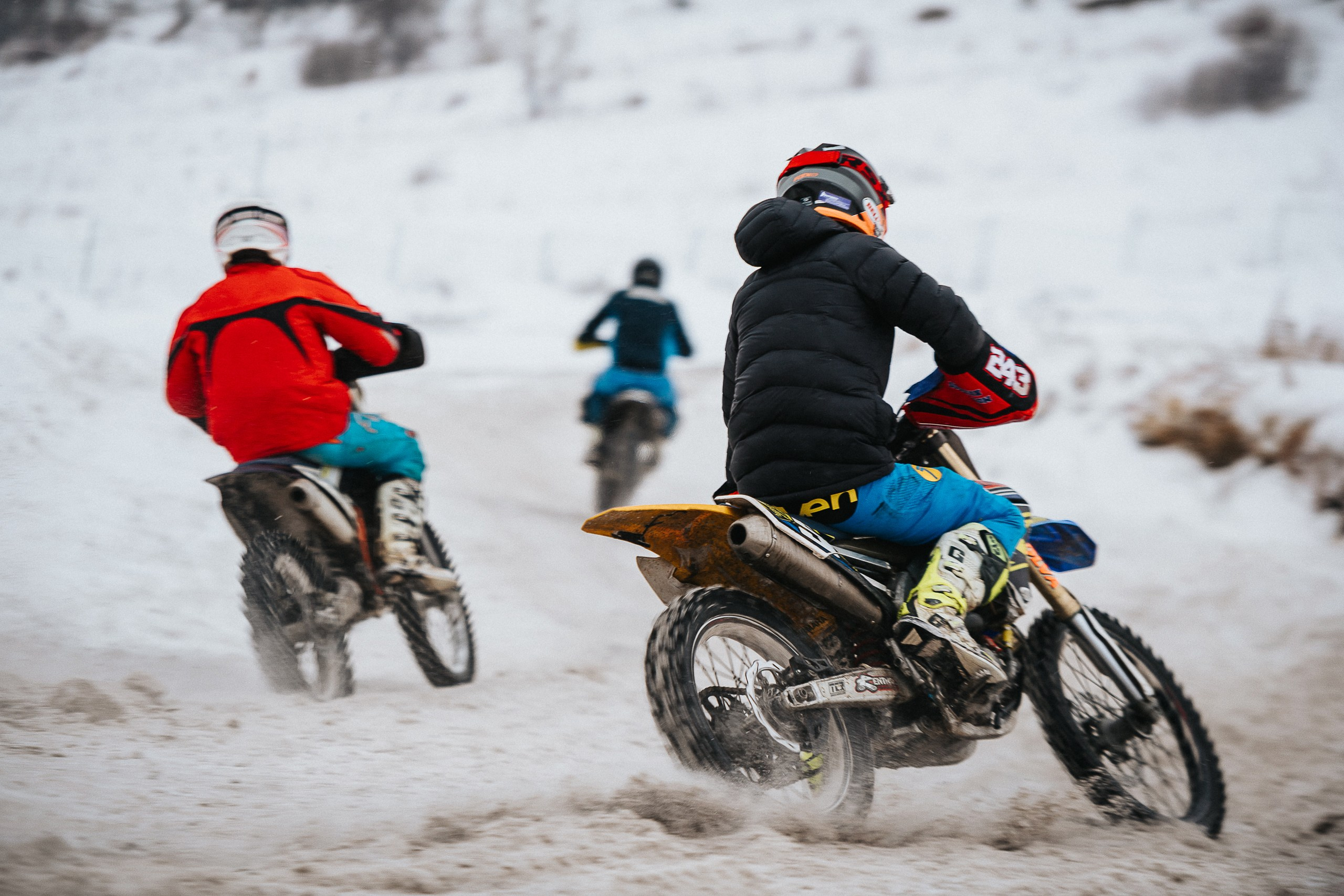 29.12.2024 — Праздничная тренировка на мотоциклетной трассе Люскус. Репортажный фотограф в Кемерово
