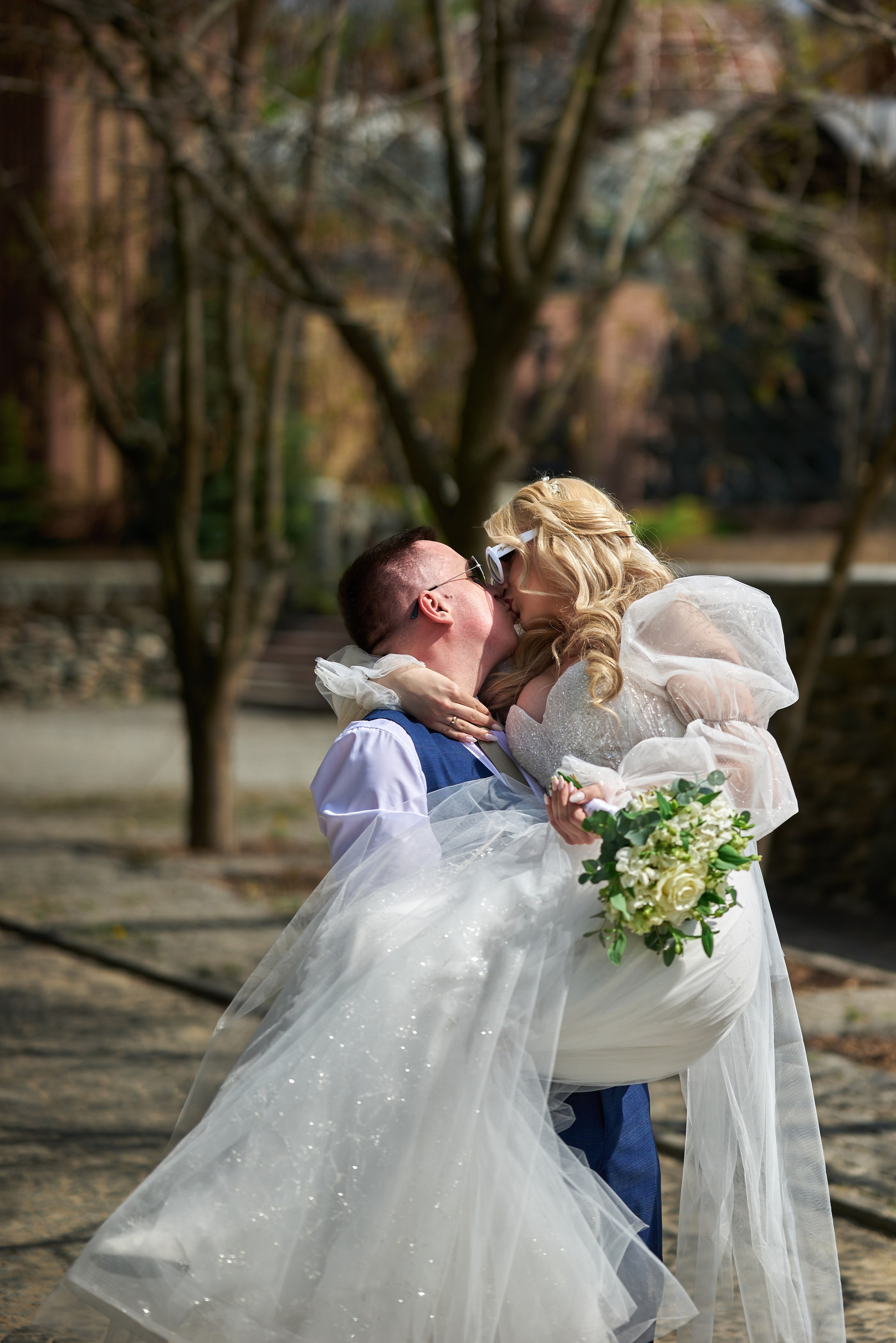 Фотограф Старый Оскол, Губкин. Свадебная фотосессия, доступная цена. Профессиональный фотограф Старый Оскол, Губкин — свадьба, венчание, крещение, юбилей и день рождения