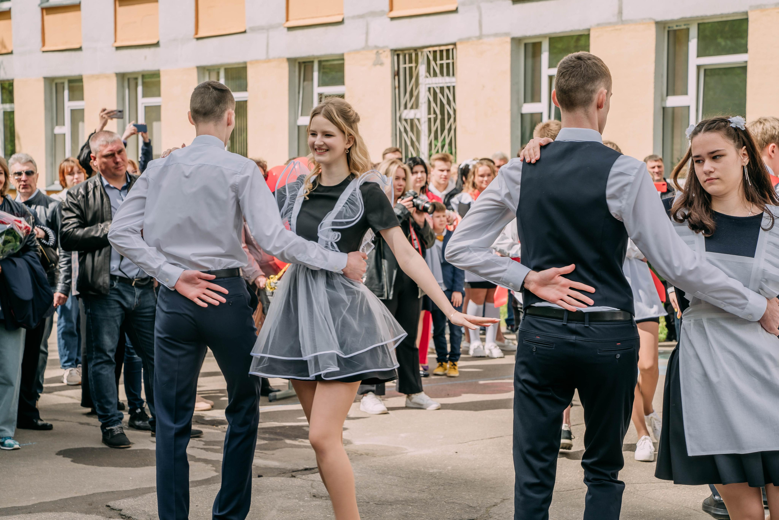 Последний звонок Оксаны. Семейный и школьный фотограф в Москве Юлия Кобзева