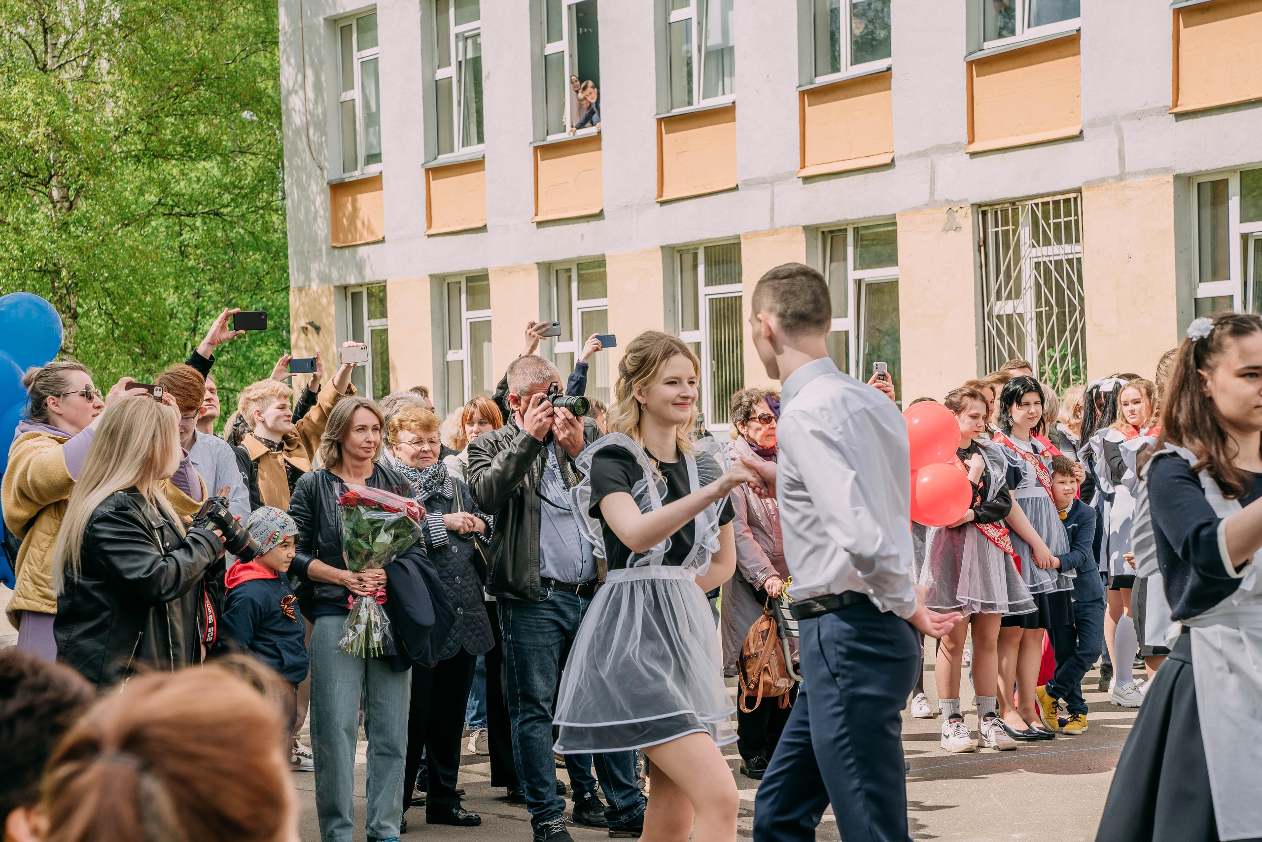 Последний звонок Оксаны. Семейный и школьный фотограф в Москве Юлия Кобзева