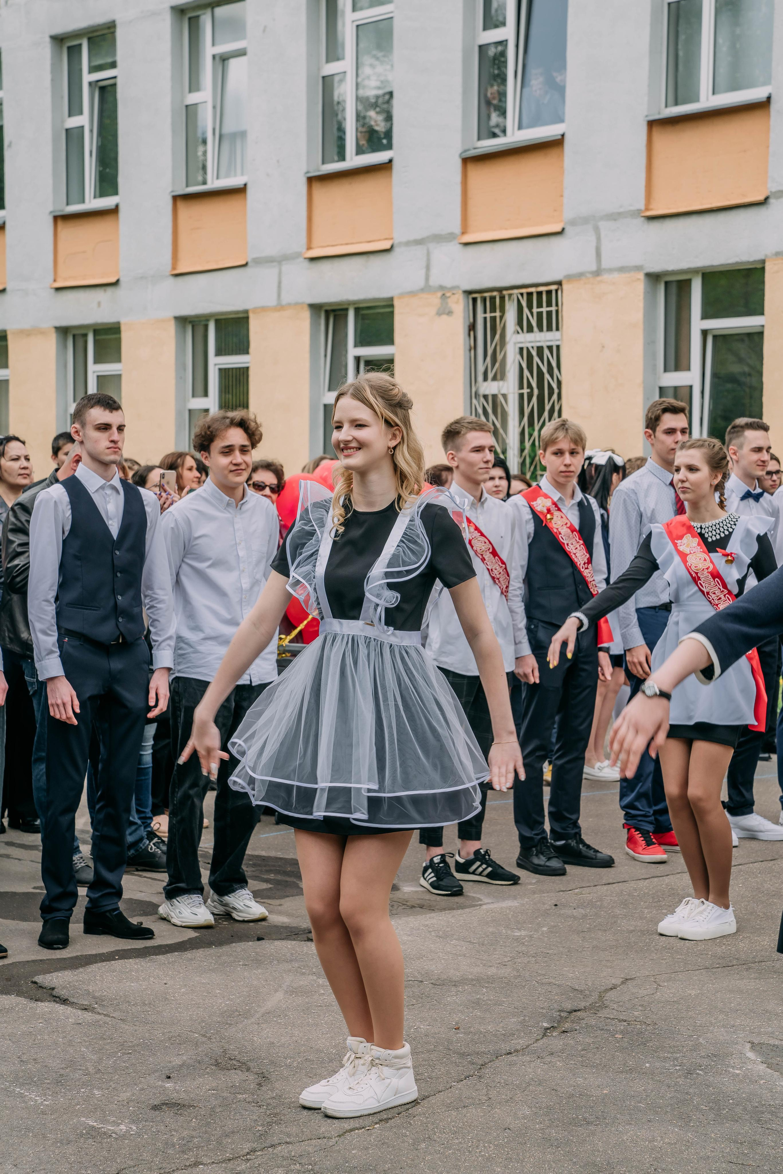 Последний звонок Оксаны. Семейный и школьный фотограф в Москве Юлия Кобзева