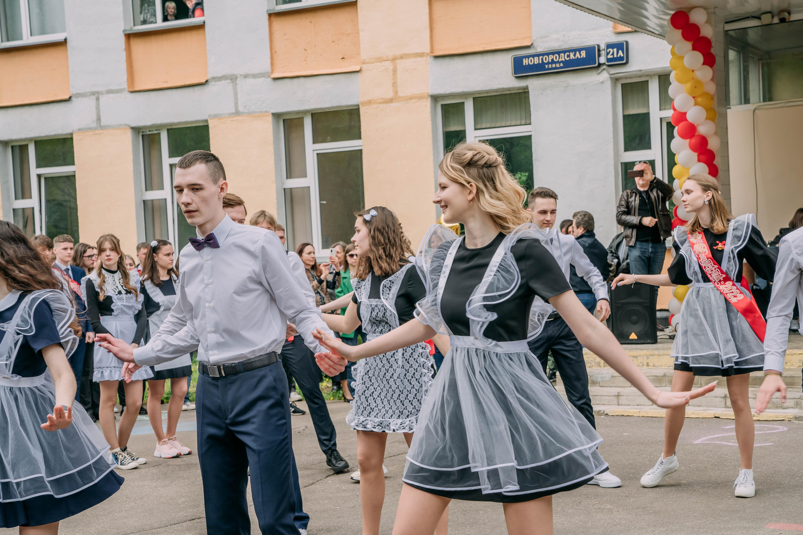 Последний звонок Оксаны. Семейный и школьный фотограф в Москве Юлия Кобзева