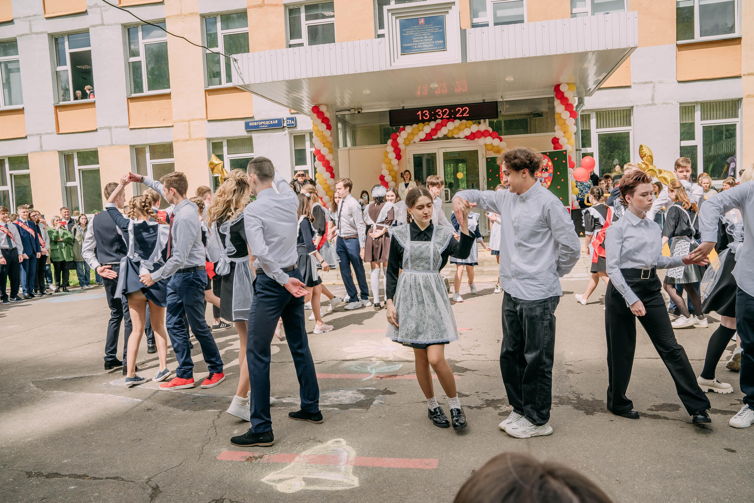 Последний звонок Оксаны. Семейный и школьный фотограф в Москве Юлия Кобзева