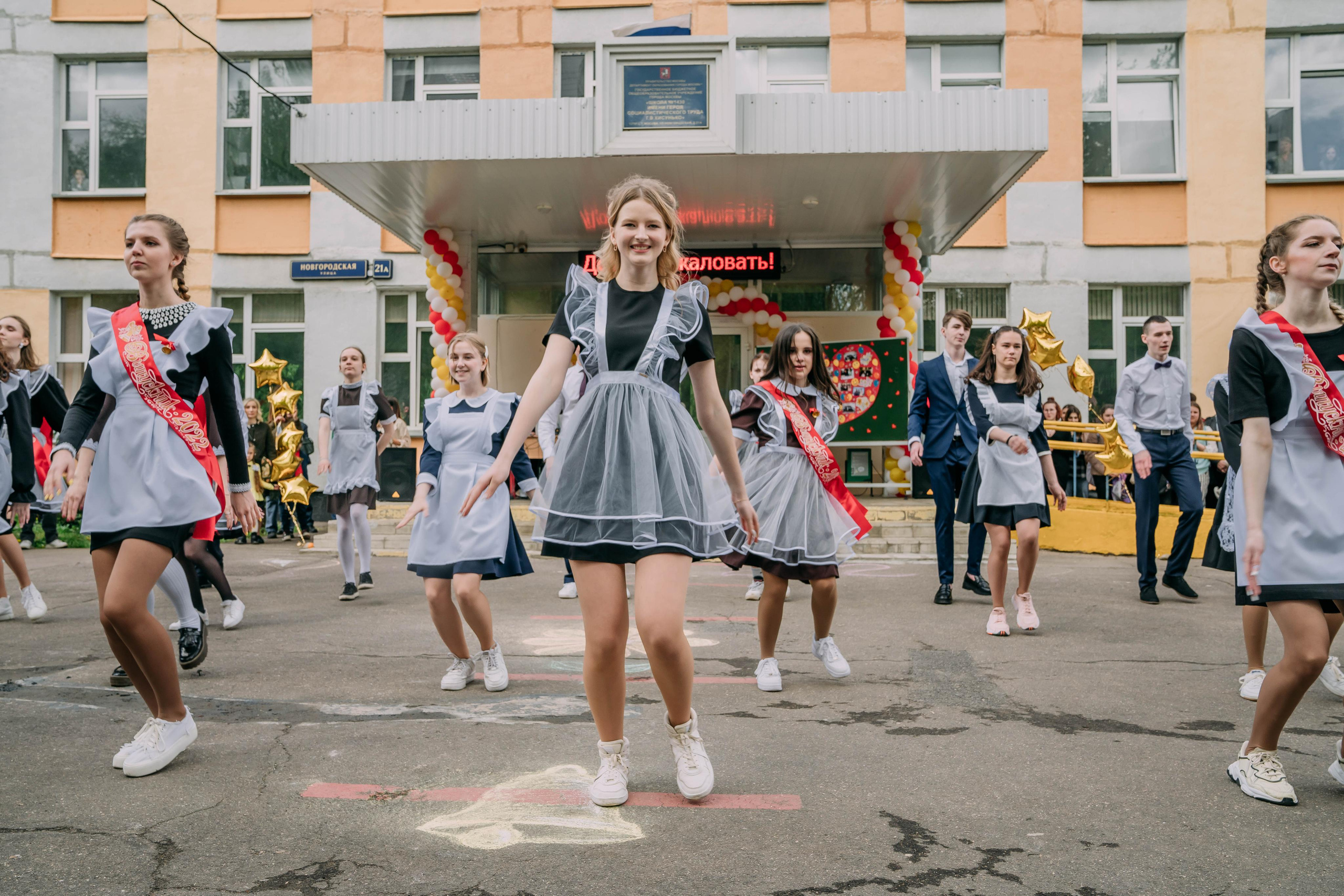 Последний звонок Оксаны. Семейный и школьный фотограф в Москве Юлия Кобзева