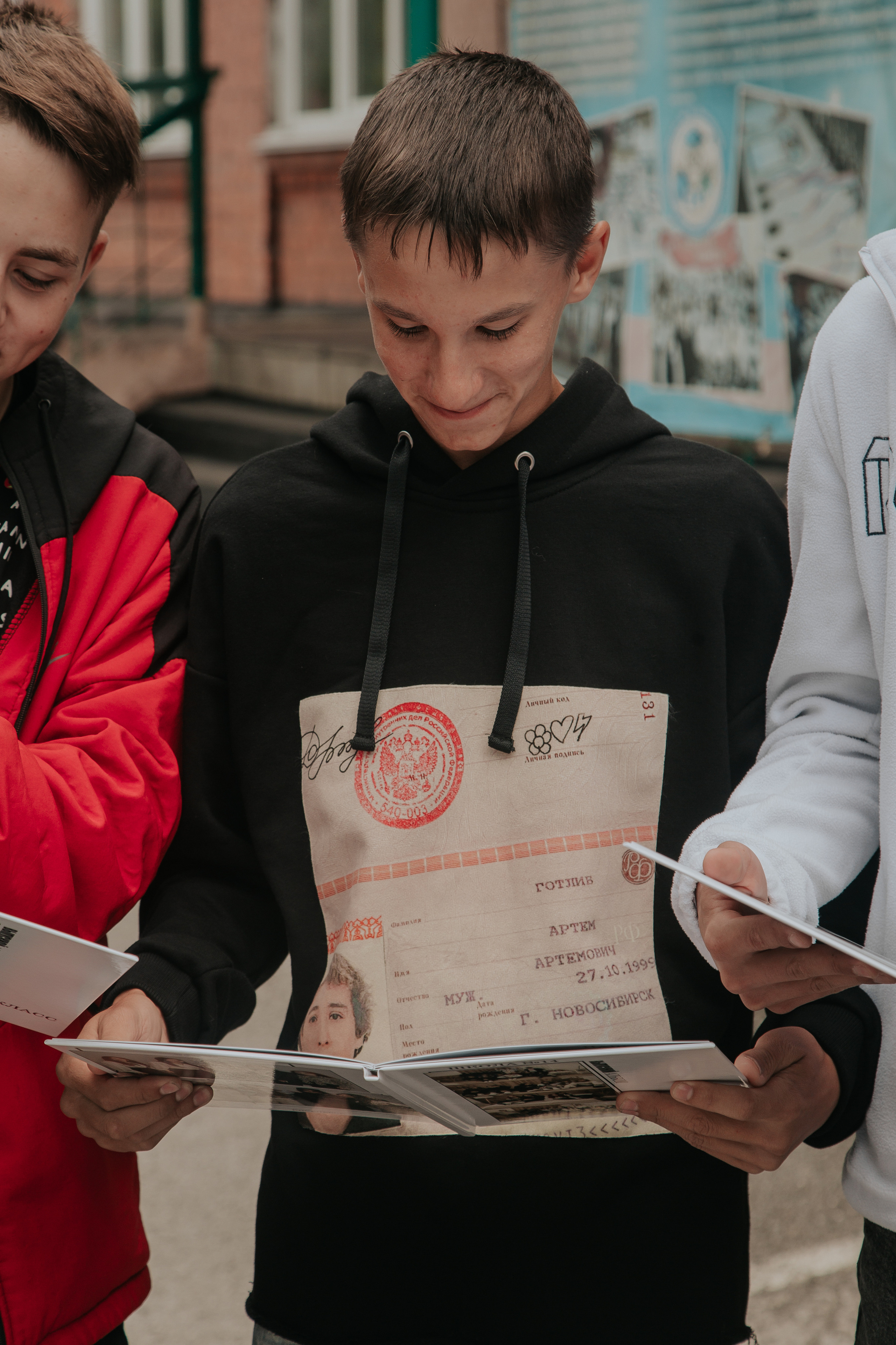 Альбомы для 14 школы. Фотограф в Киселёвске Татьяна Трухалева