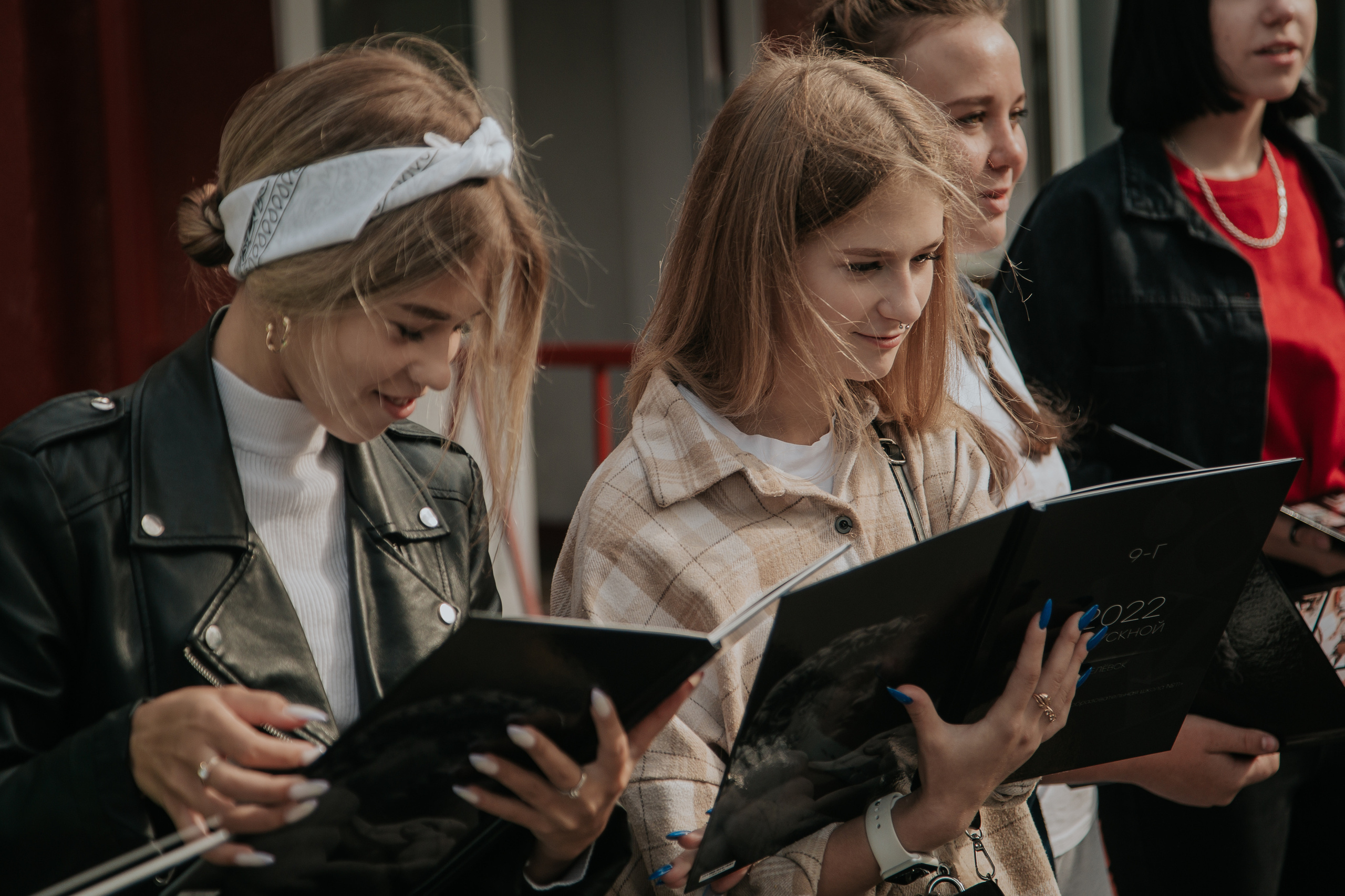 Альбомы для 11 школы. Фотограф в Киселёвске Татьяна Трухалева