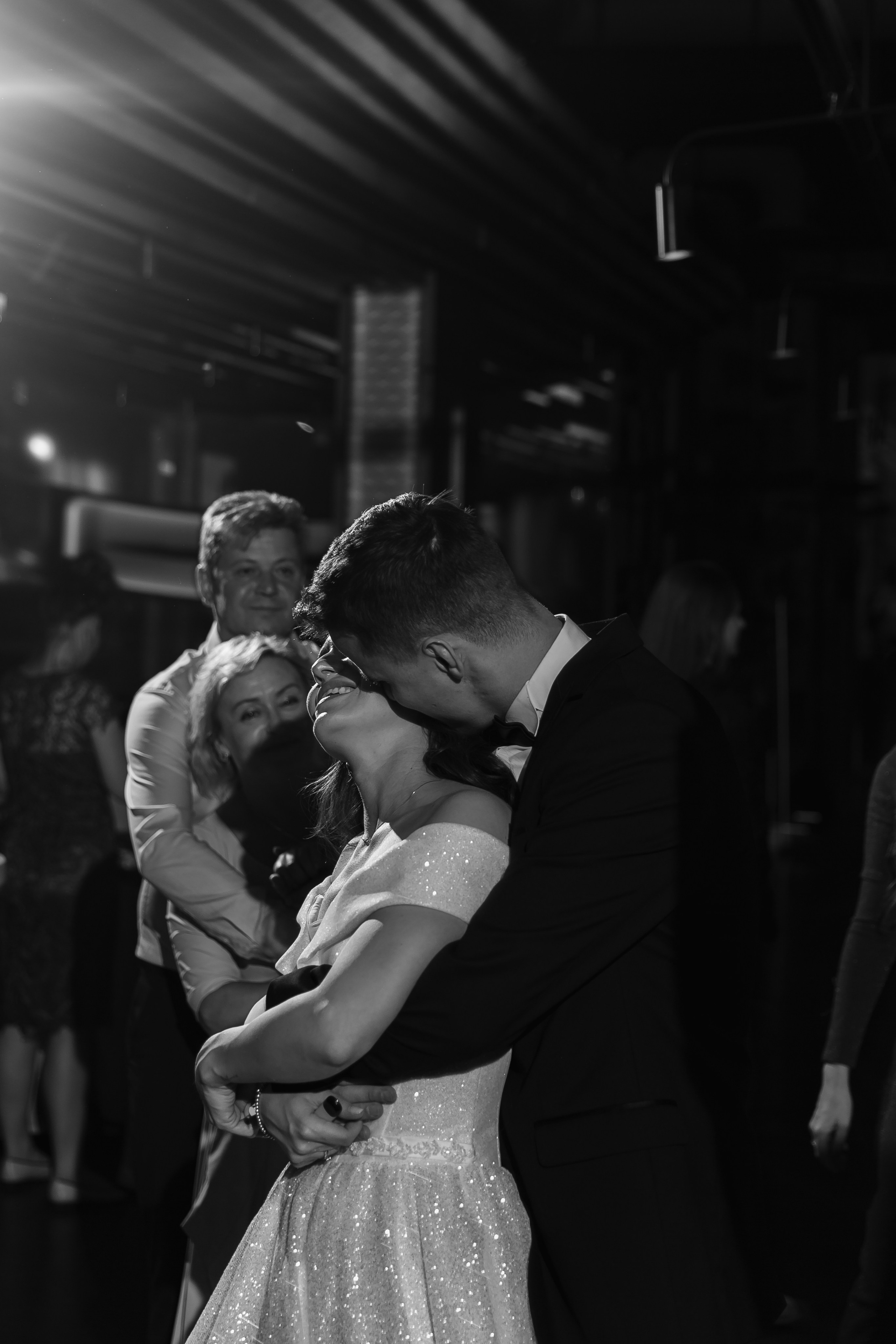 16.09.2024. RETOUCH-HOUSE