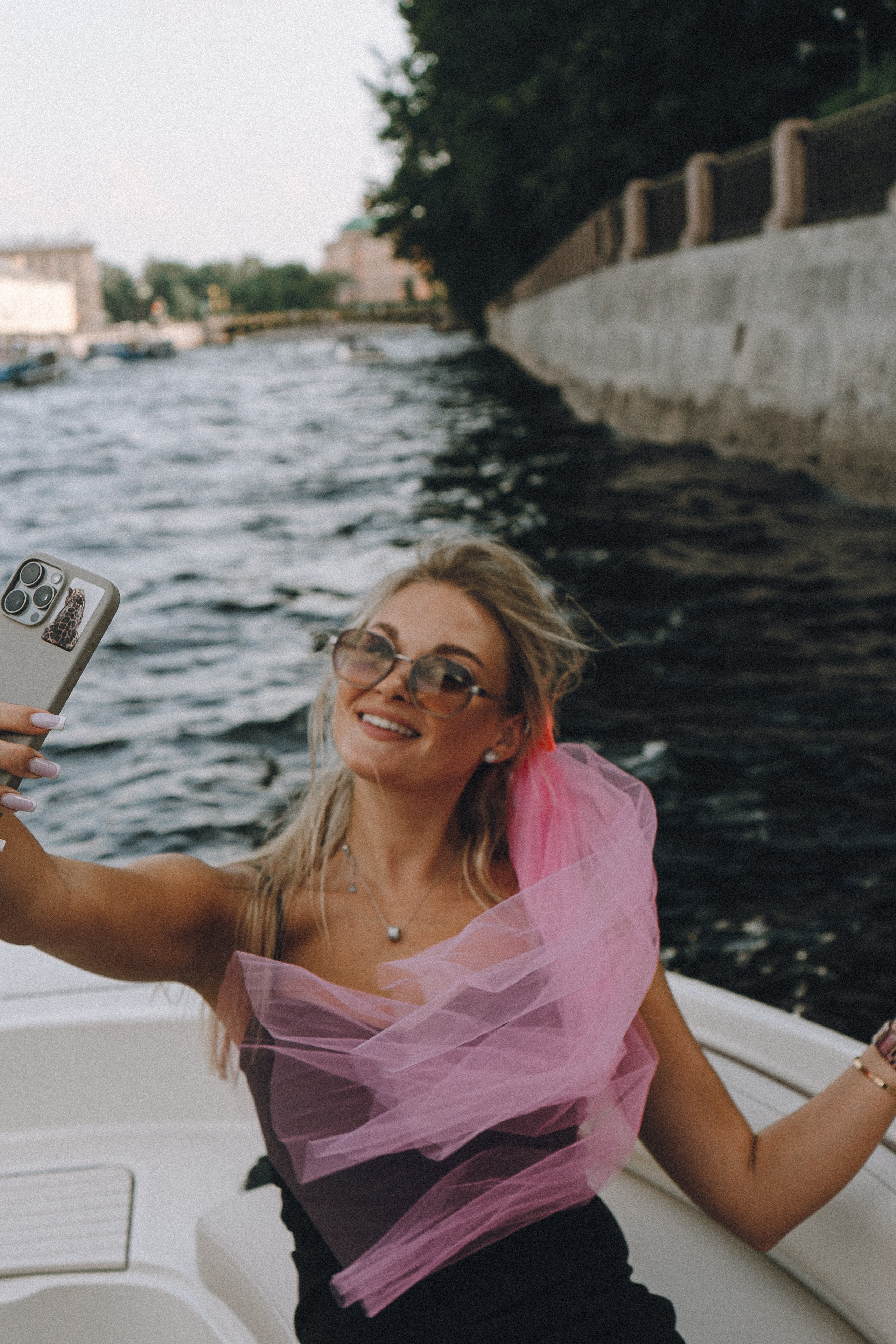 ДЕВИЧНИК НА КАТЕРЕ. Профессиональный фотограф, Санкт-Петербург — Виктория Богомолова