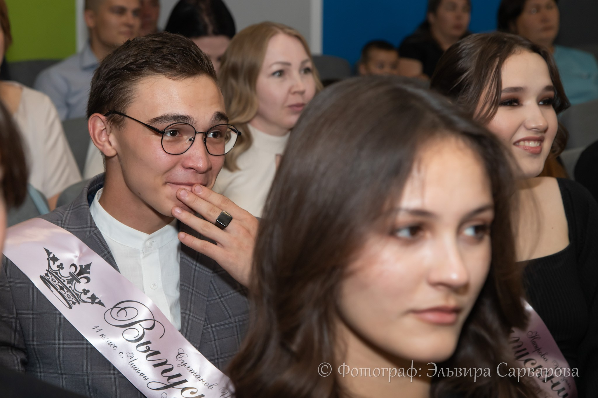 Вручение аттестатов 11 класс. Репортажный Фотограф