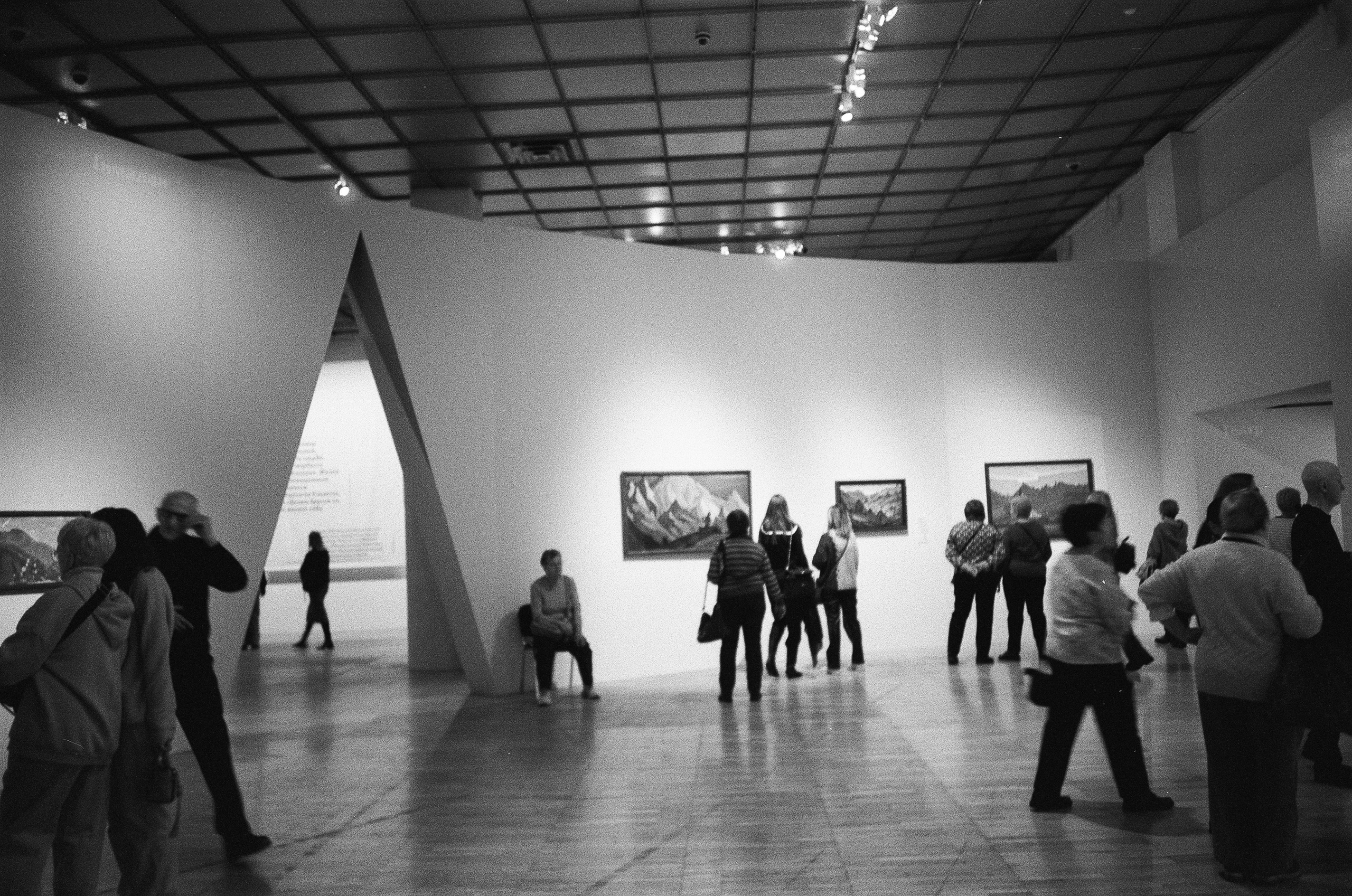 Культурный ноябрь: русский импрессионизм, ансамбль Моисеева и Рерих. Фотограф-документалист Мария Осокина