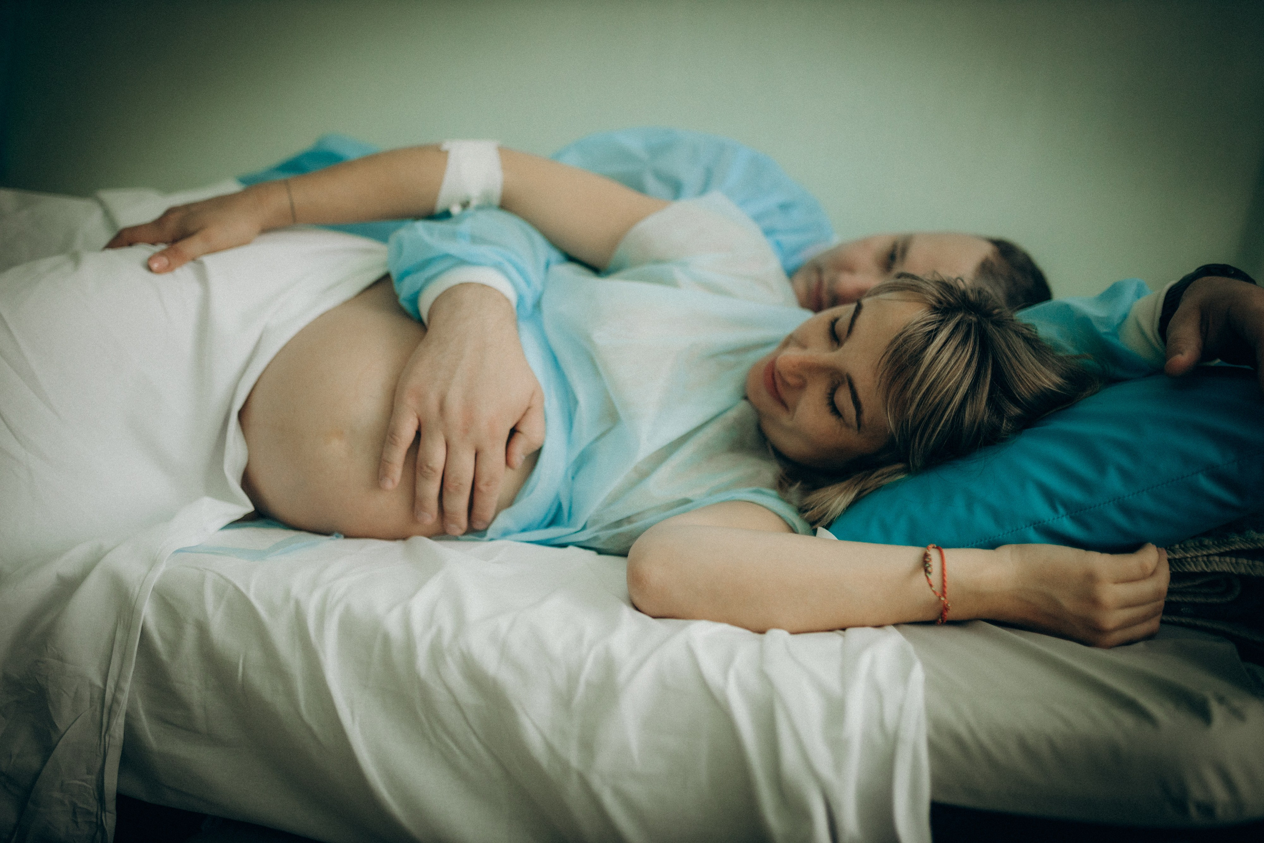 Рождение Нинэль. Семейный фотограф и фотограф на роды в Ростове-на-Дону Мухина Виктория