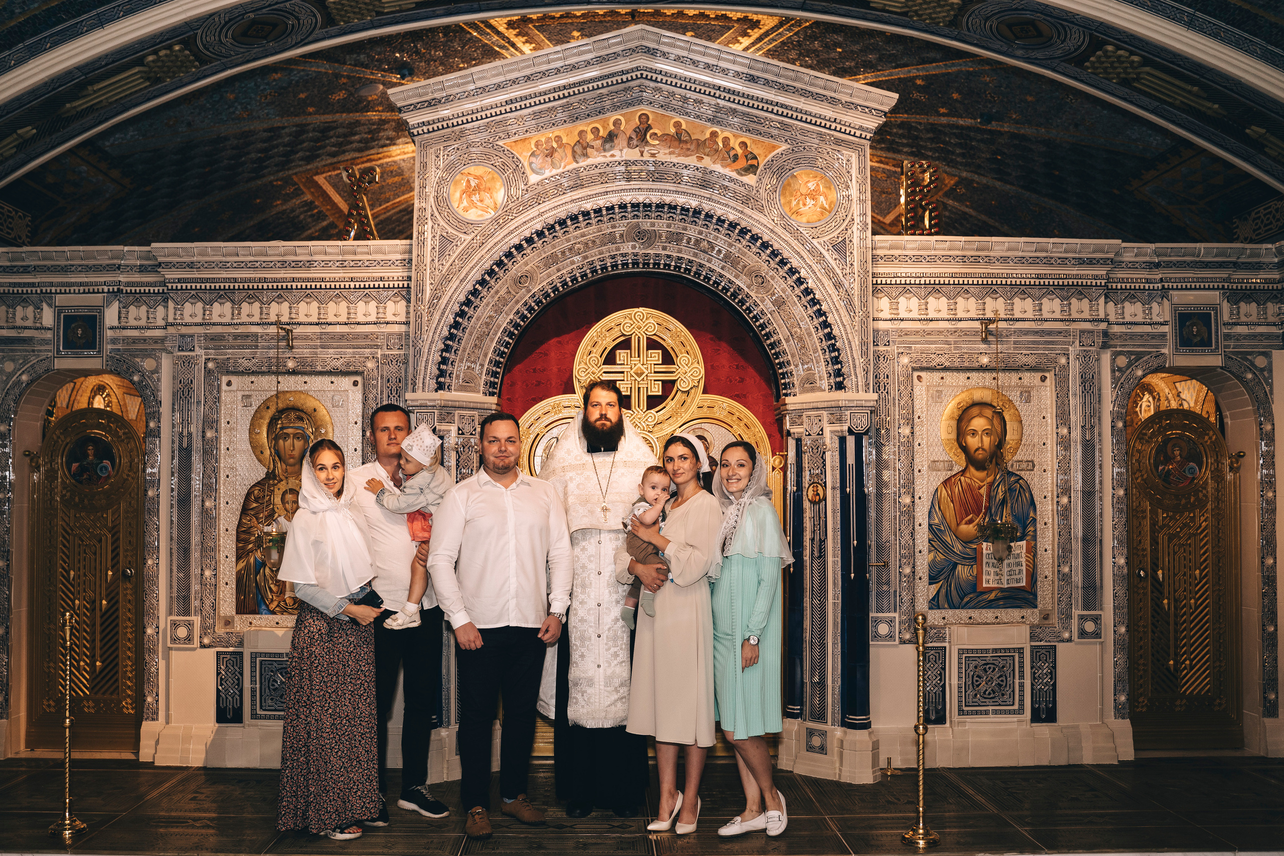 Крещение в Главном храме ВСРФ. Свадебный и семейный фотограф в Москве и МО Геннадий Туманцев