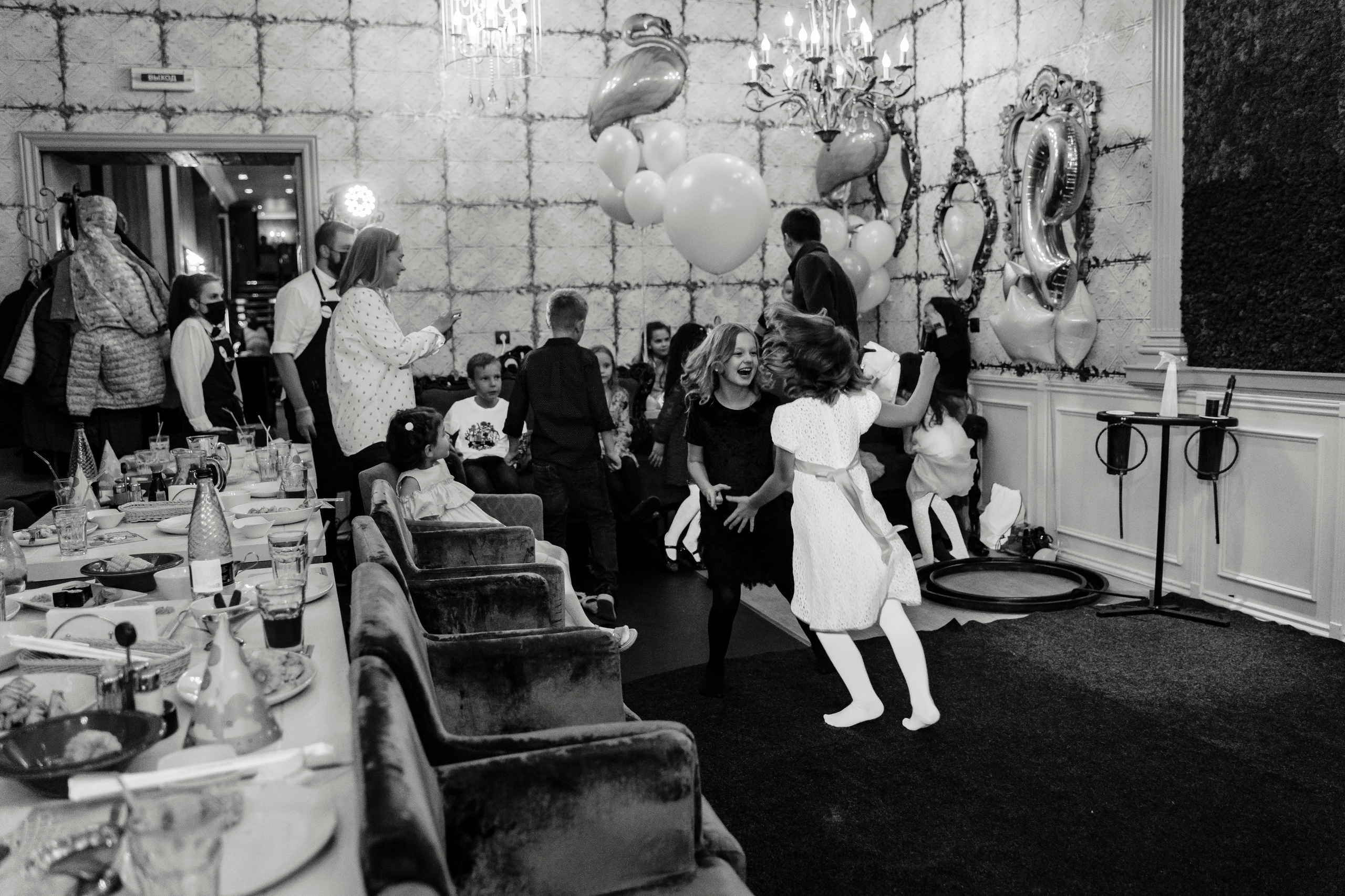 День Рождения Сони в кафе «Шоколад». Свадебный и семейный фотограф в Москве и МО Геннадий Туманцев