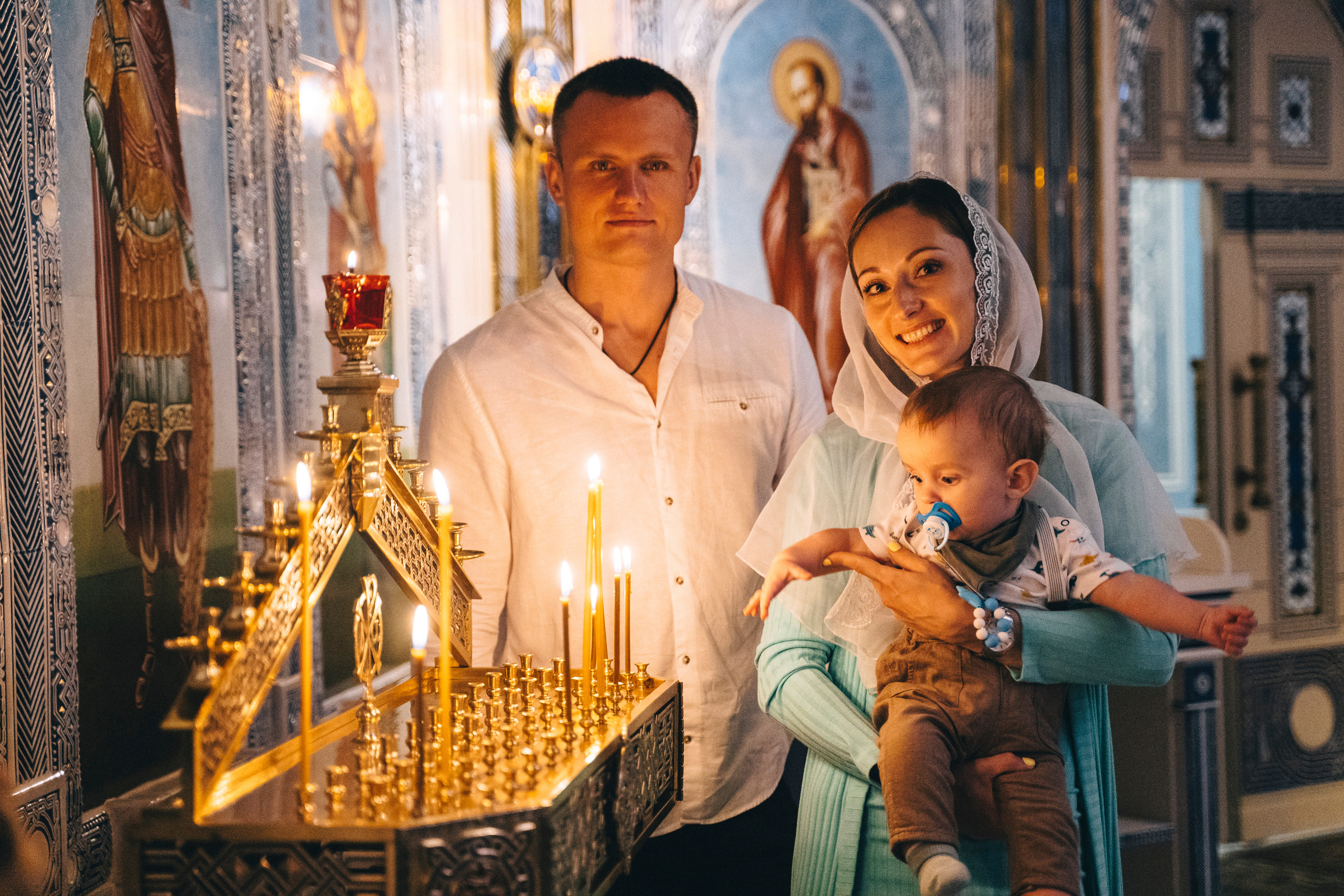 Крещение в Главном храме ВСРФ. Свадебный и семейный фотограф в Москве и МО Геннадий Туманцев