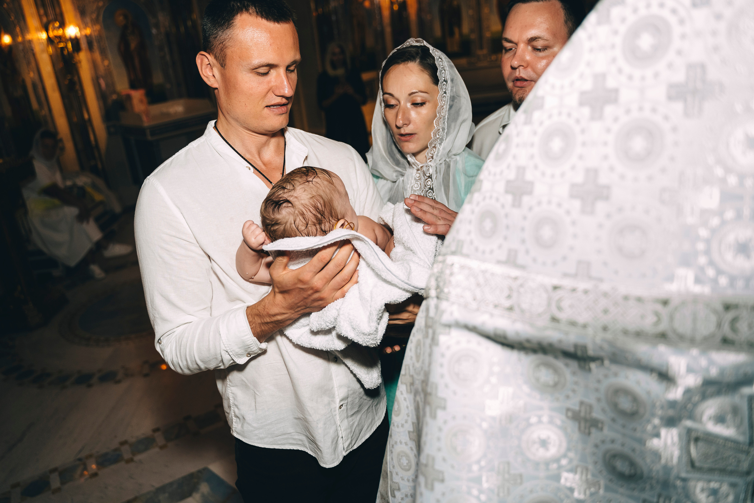 Крещение в Главном храме ВСРФ. Свадебный и семейный фотограф в Москве и МО Геннадий Туманцев