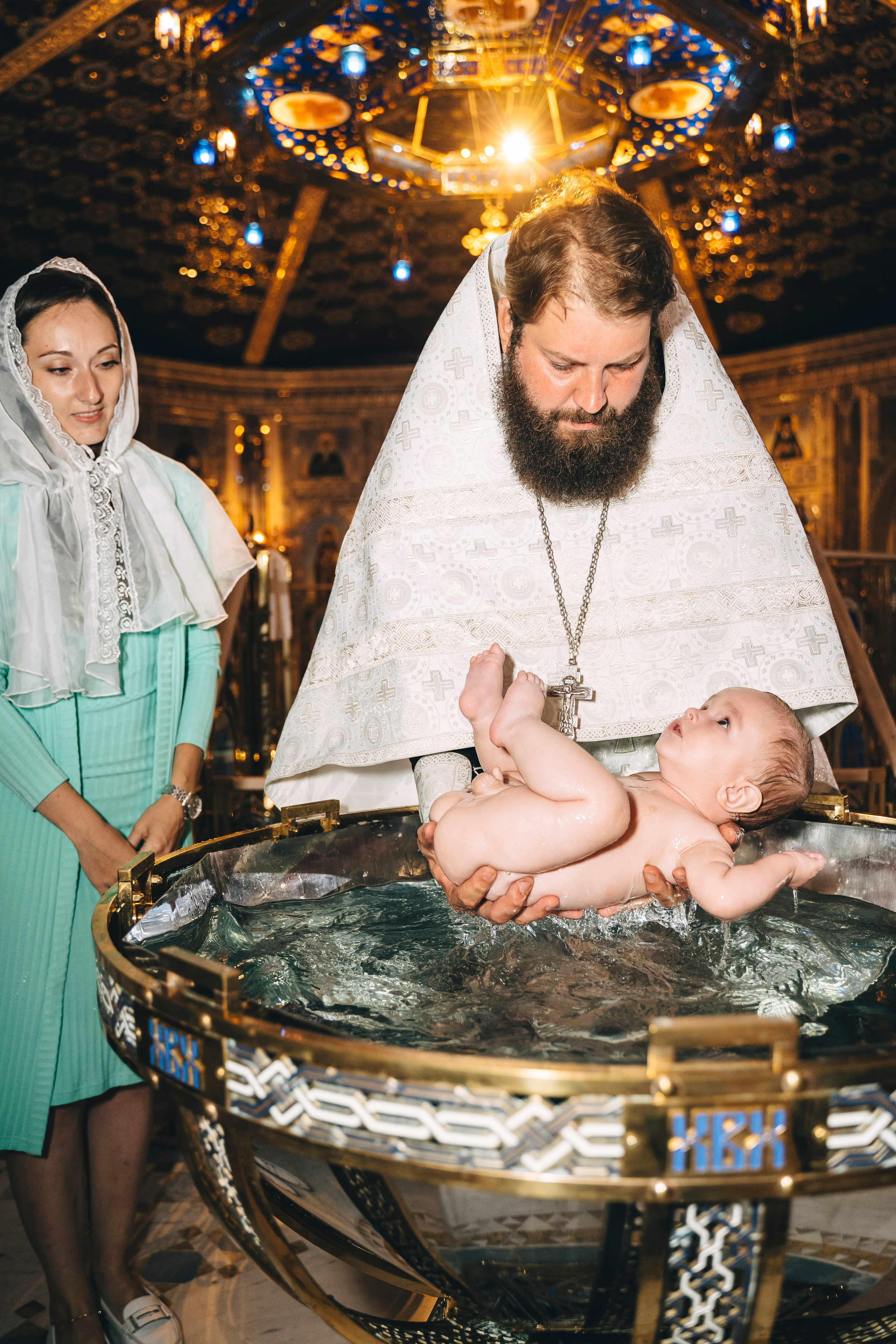 Крещение в Главном храме ВСРФ. Свадебный и семейный фотограф в Москве и МО Геннадий Туманцев