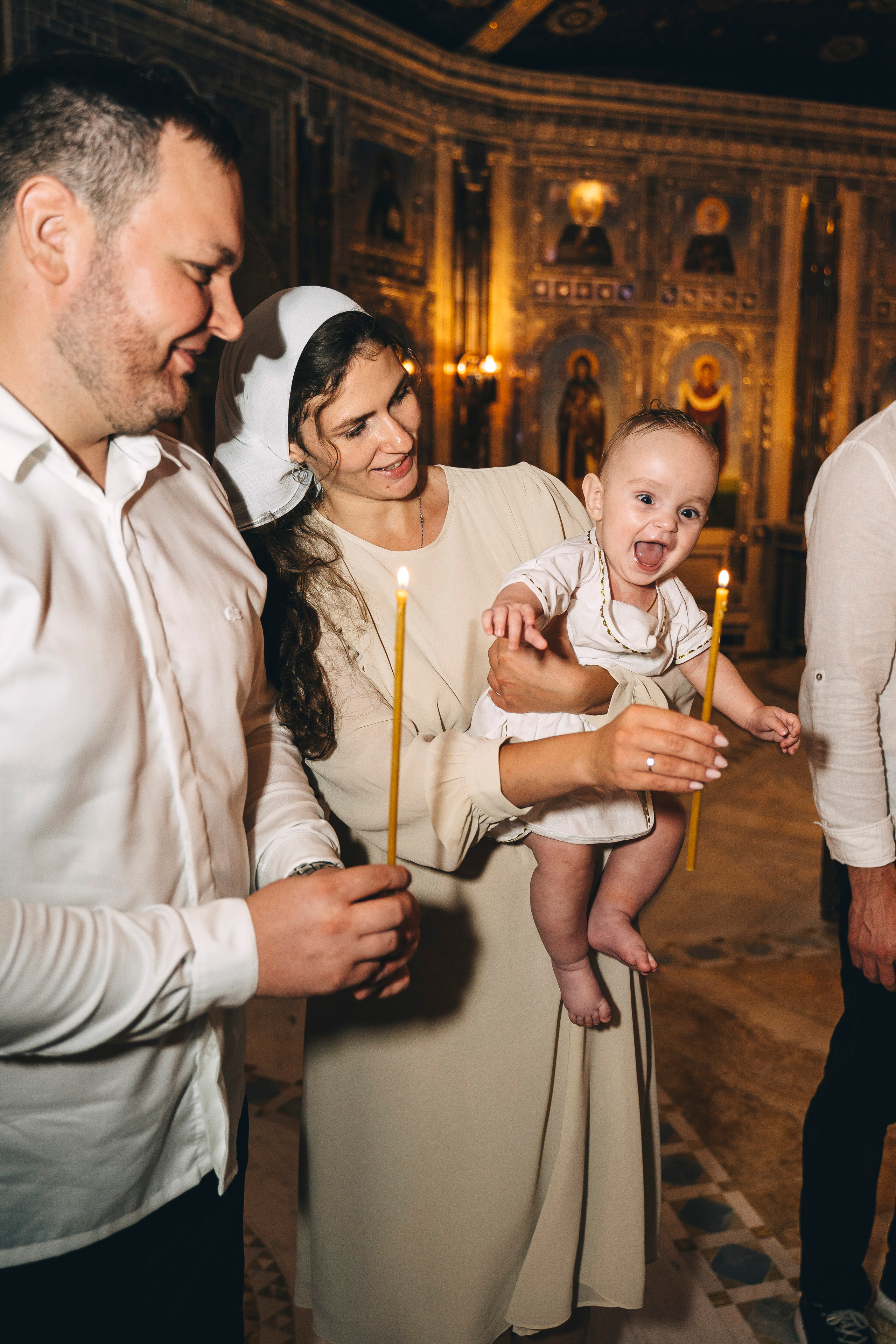 Крещение в Главном храме ВСРФ. Свадебный и семейный фотограф в Москве и МО Геннадий Туманцев