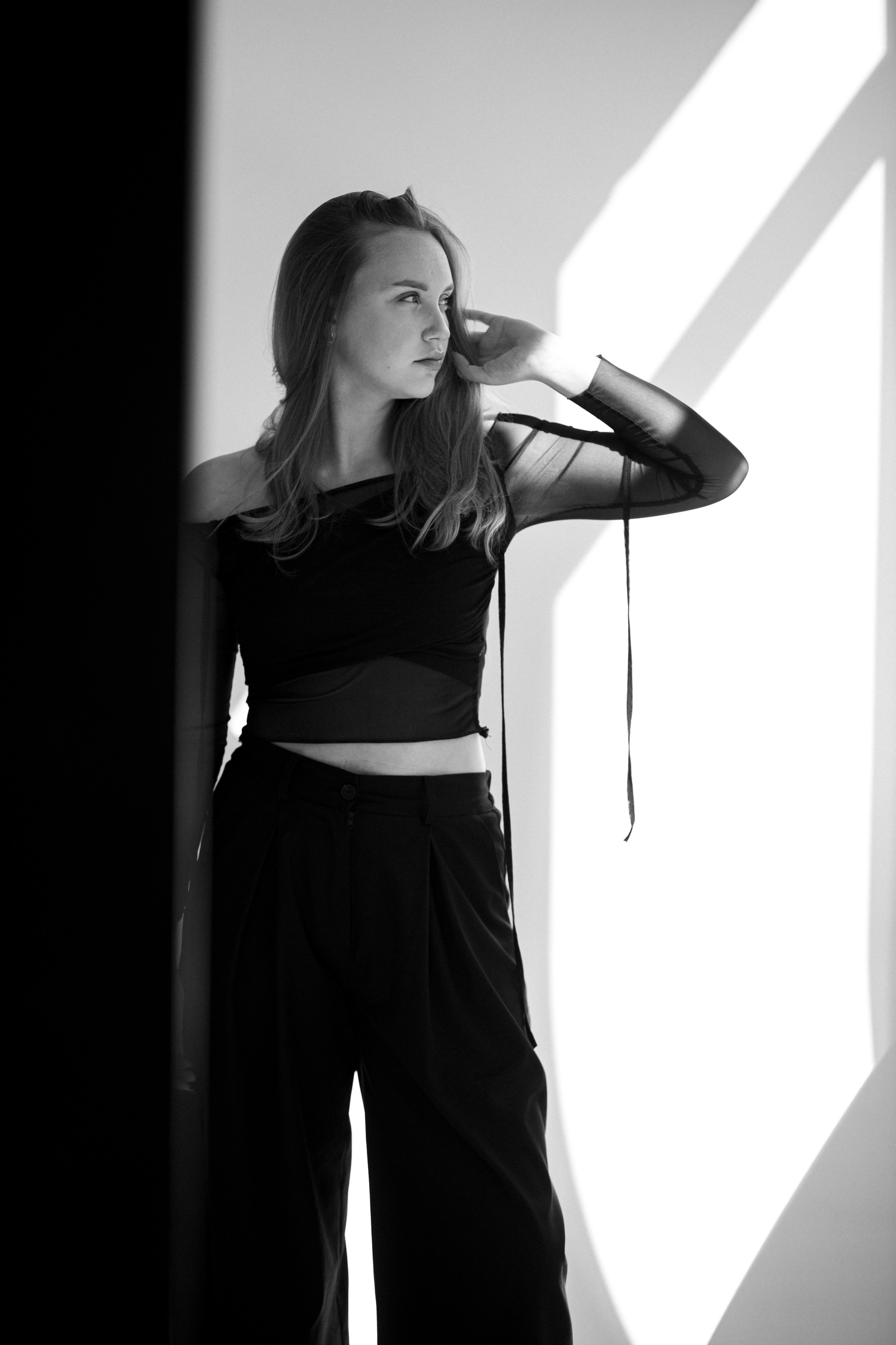 Студийные съемки в ч/б. Женский фотограф в Москве Рина Леонтьева