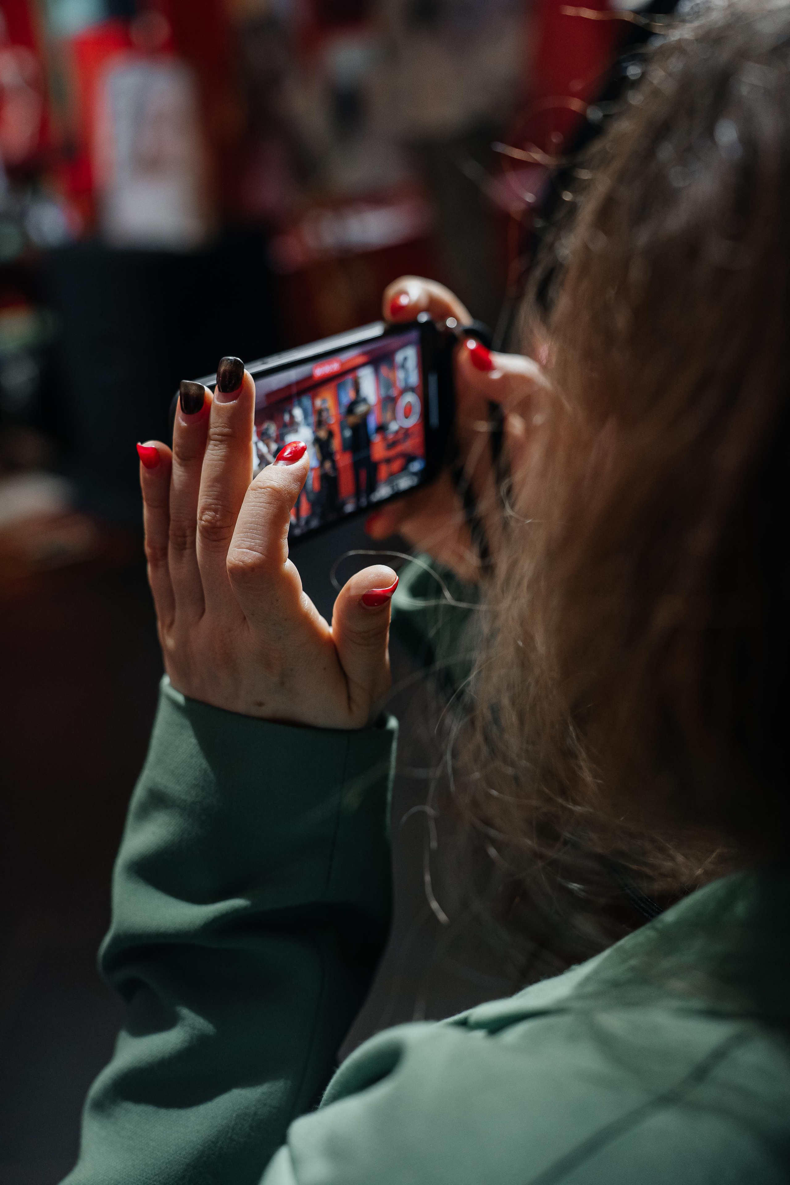 РЕПОРТАЖ — ЗАКРЫТИЕ ВЫСТАВКИ ГОСТИНЫЙ ДВОР. Семейный и репортажный фотограф в Москве Оксана Шилова