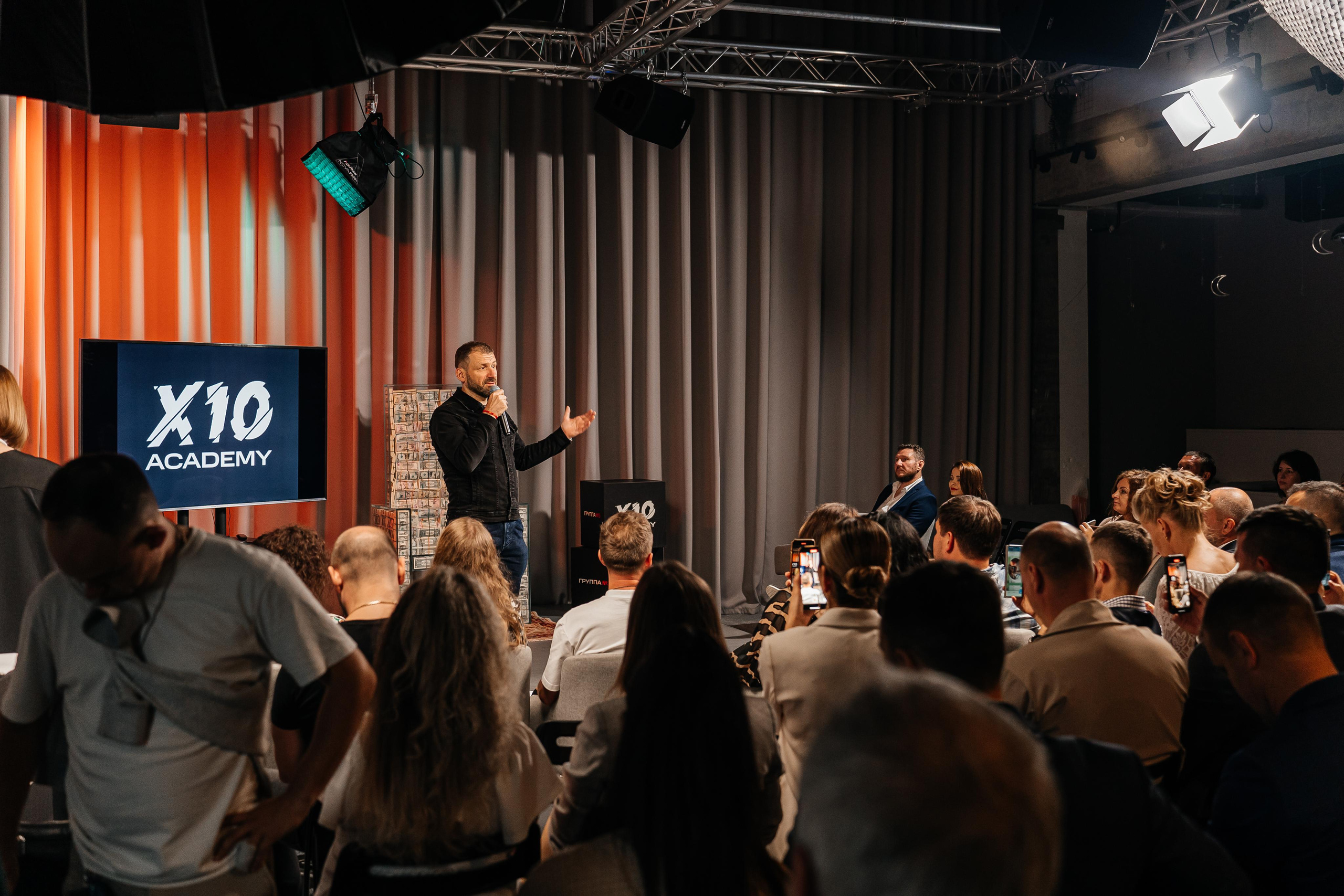 Репортаж Х10 CLUB Игоря Рыбакова. Семейный и репортажный фотограф в Москве Оксана Шилова