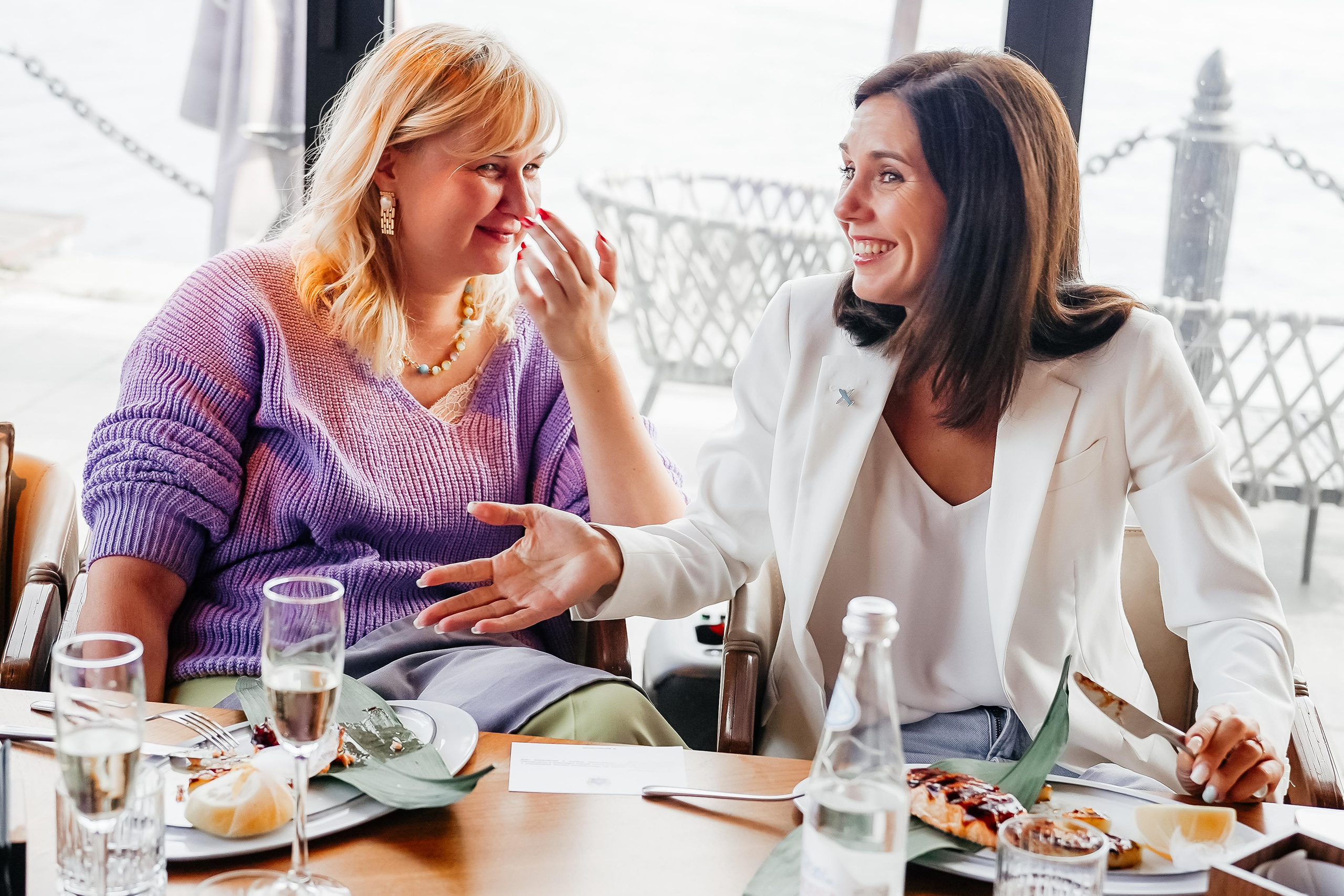 ВСТРЕЧА ЖЕНСКОГО БИЗНЕС КЛУБА «ПОТЕНЦИАЛ». Семейный и репортажный фотограф в Москве Оксана Шилова