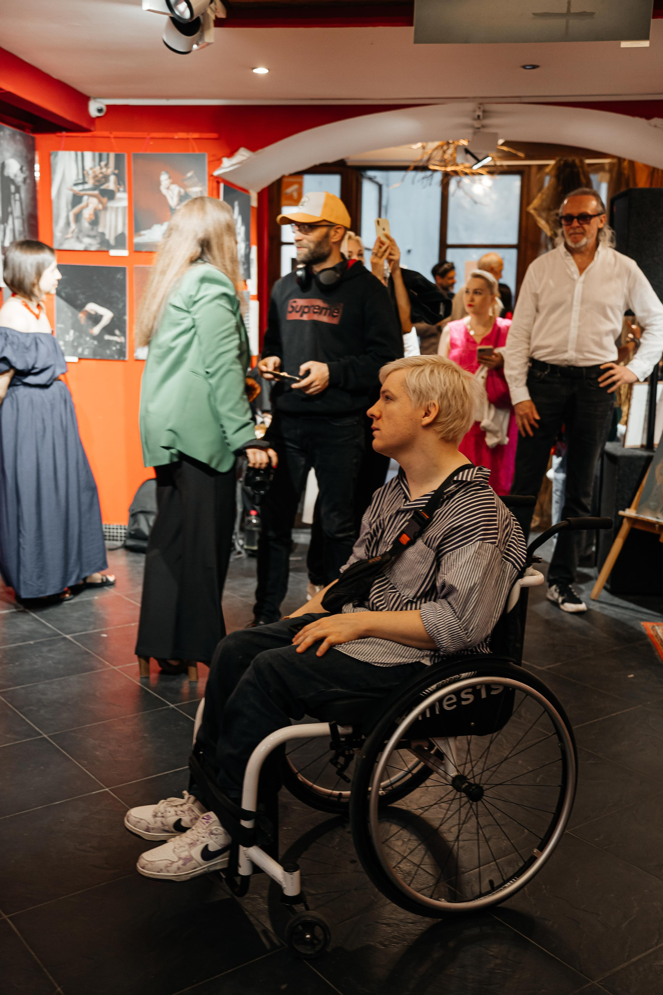 РЕПОРТАЖ — ЗАКРЫТИЕ ВЫСТАВКИ ГОСТИНЫЙ ДВОР. Семейный и репортажный фотограф в Москве Оксана Шилова