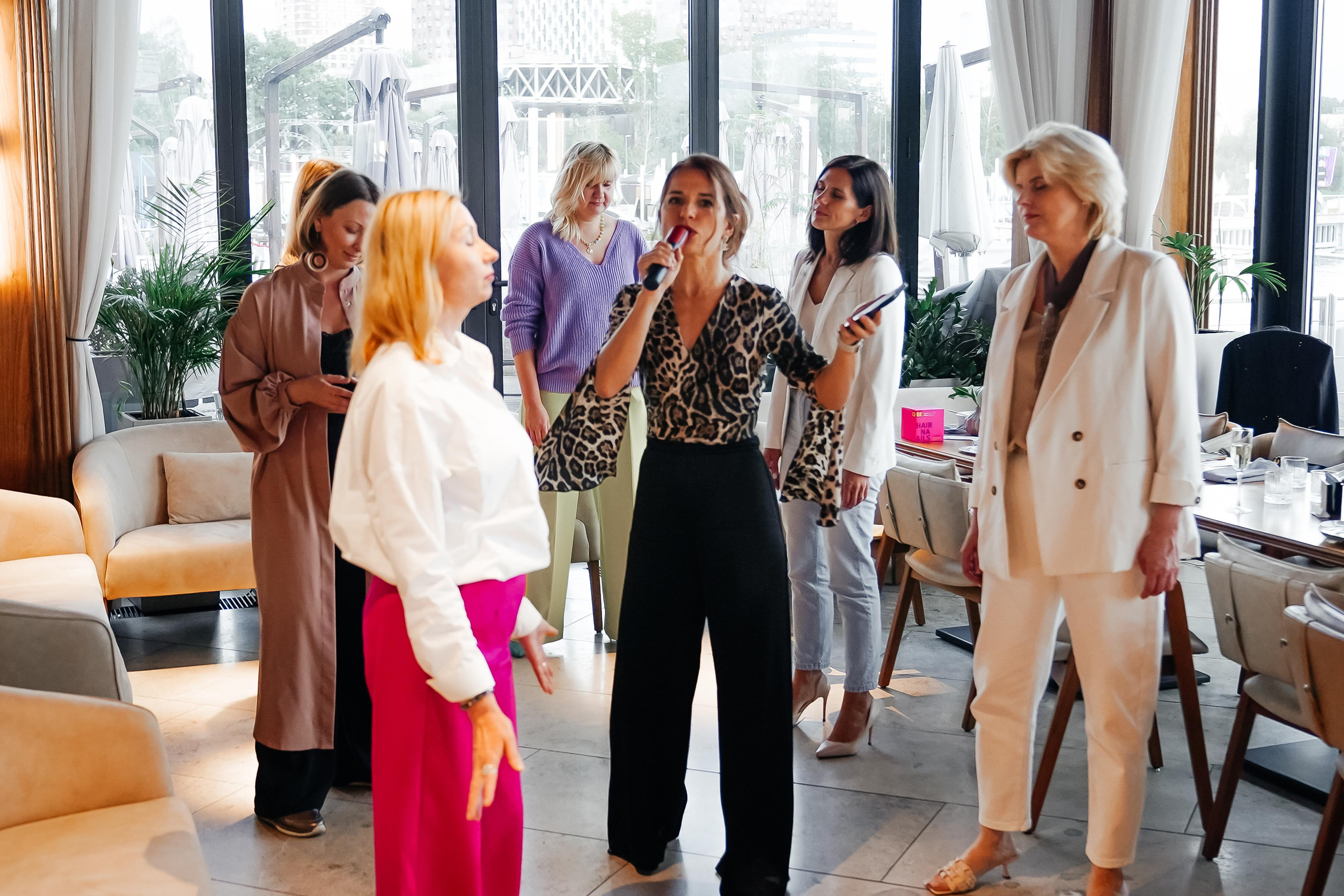 ВСТРЕЧА ЖЕНСКОГО БИЗНЕС КЛУБА «ПОТЕНЦИАЛ». Семейный и репортажный фотограф в Москве Оксана Шилова