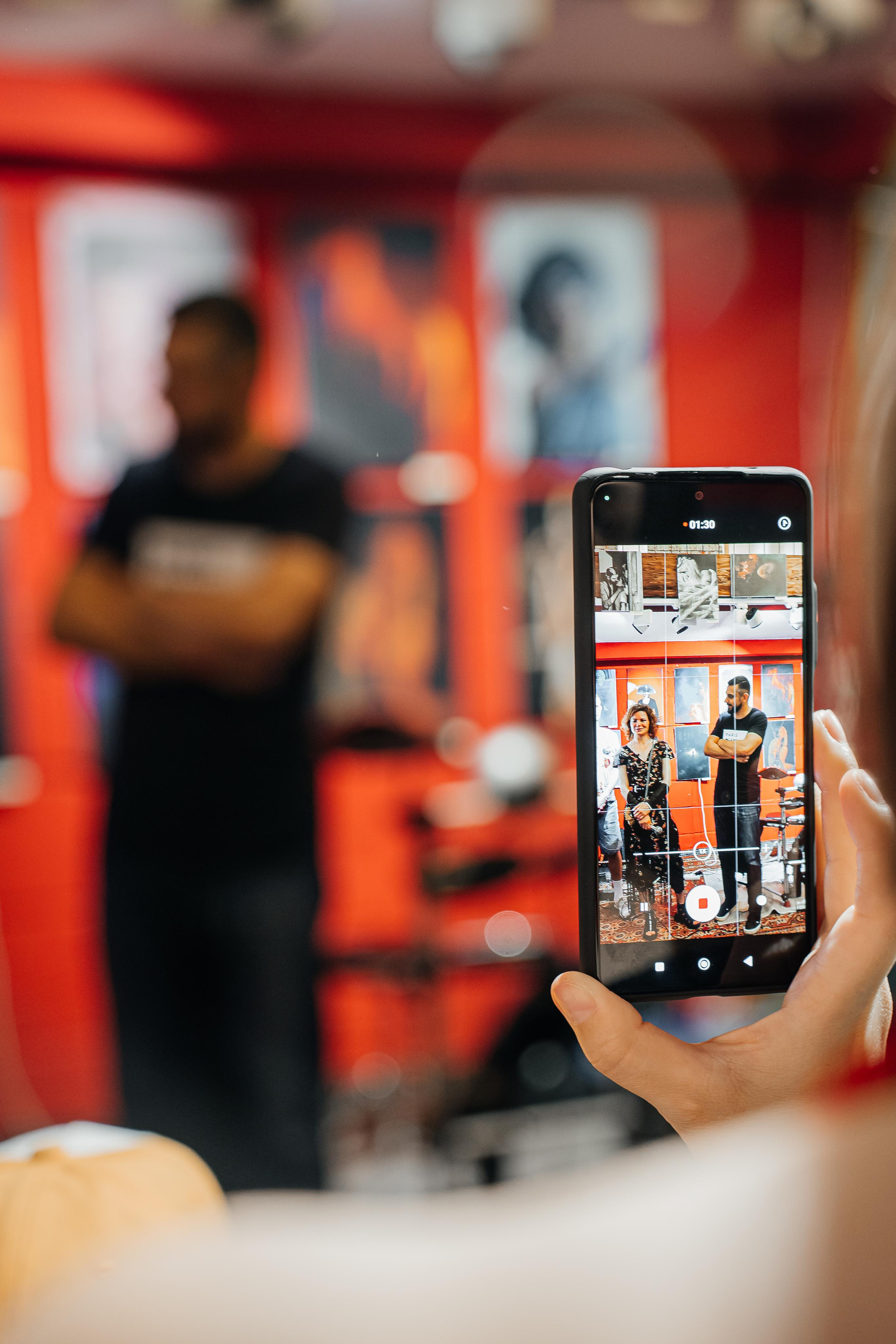 РЕПОРТАЖ — ЗАКРЫТИЕ ВЫСТАВКИ ГОСТИНЫЙ ДВОР. Семейный и репортажный фотограф в Москве Оксана Шилова