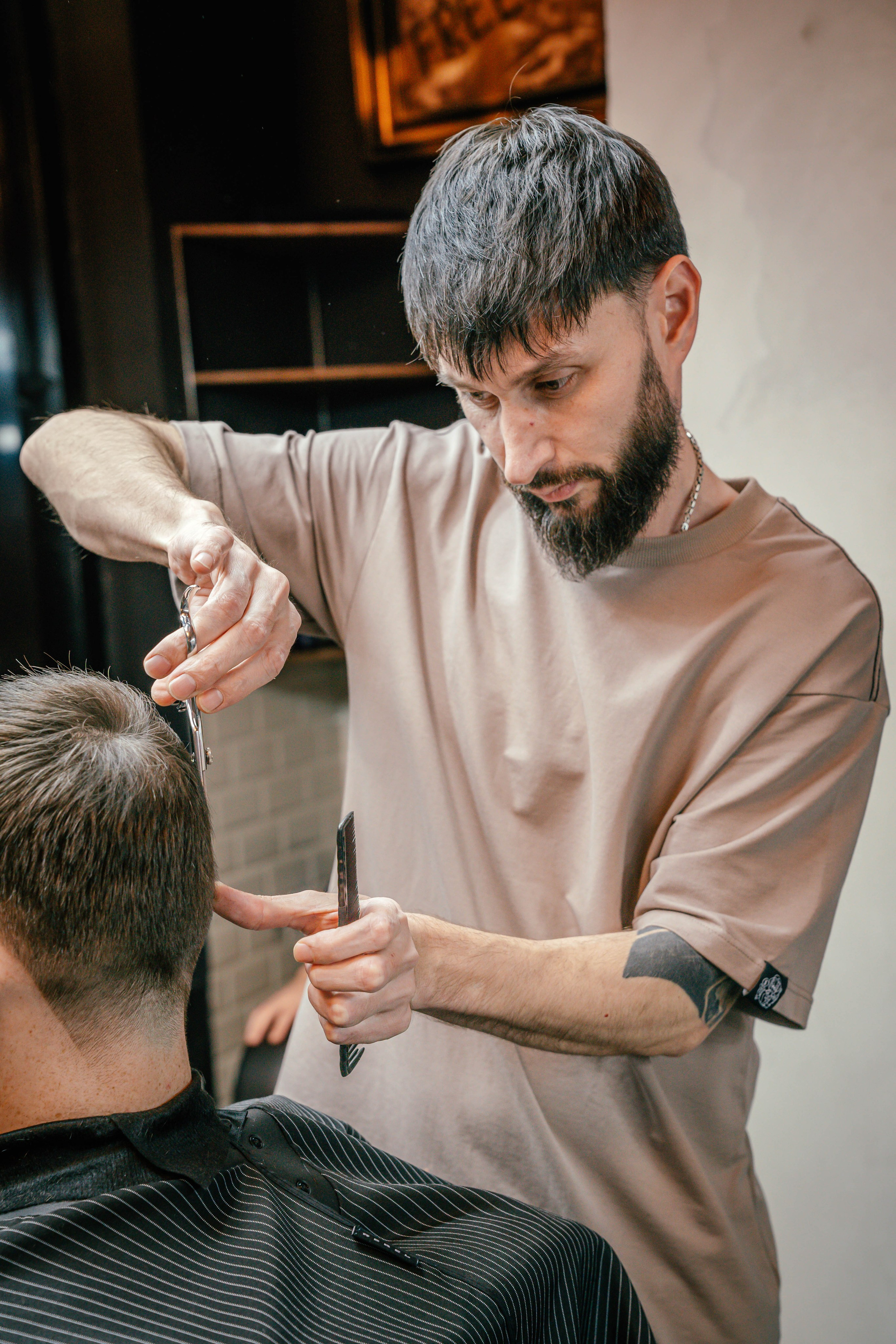 Barbershop BRITVA Лесопарковая 2024. Фото и видео съёмка на заказ. VAU Studia. Москва