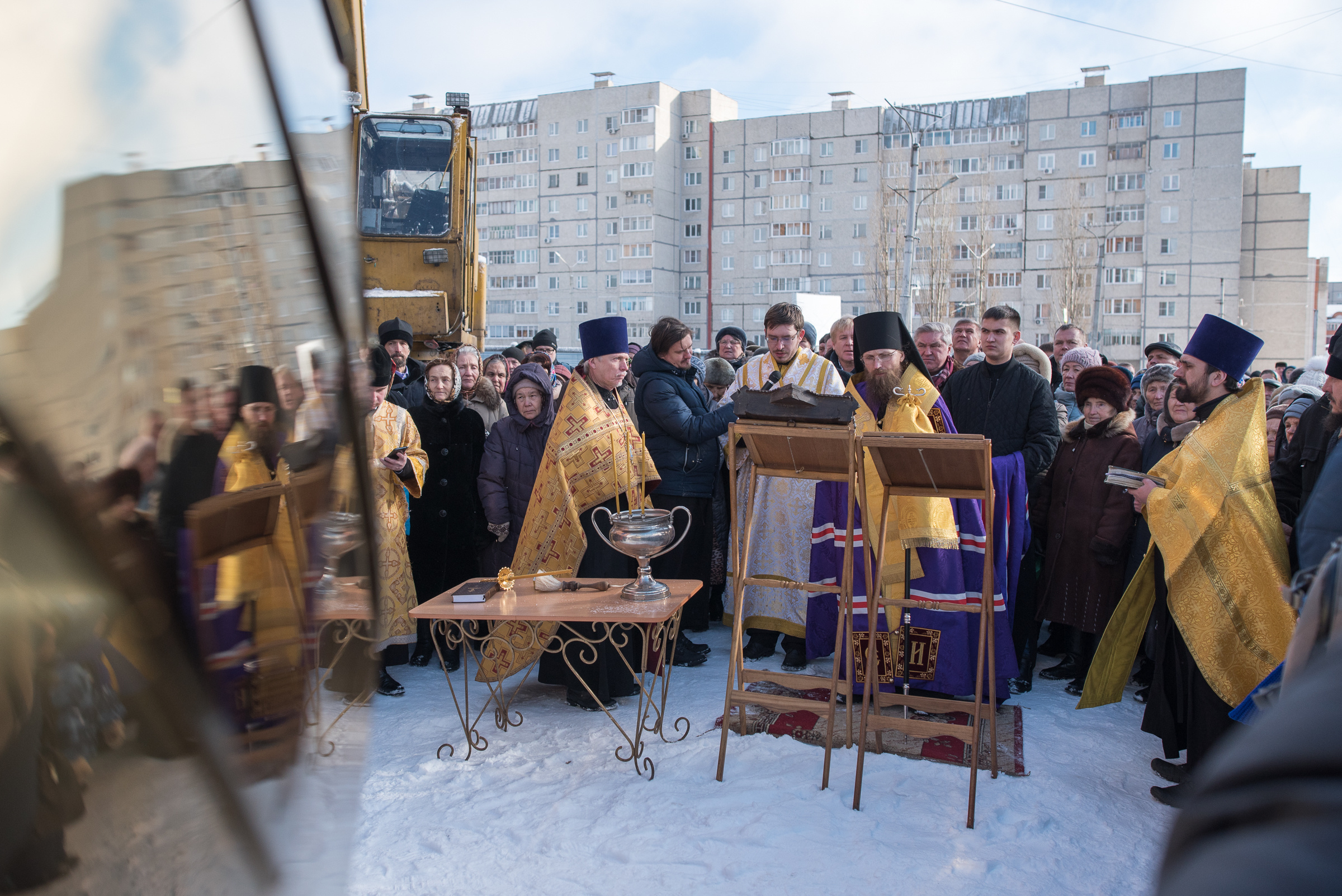 Подъем купола на храм Николая Чудотворца Новочебоксарск Чувашия. Фотограф  Крещения и Венчания Калининград