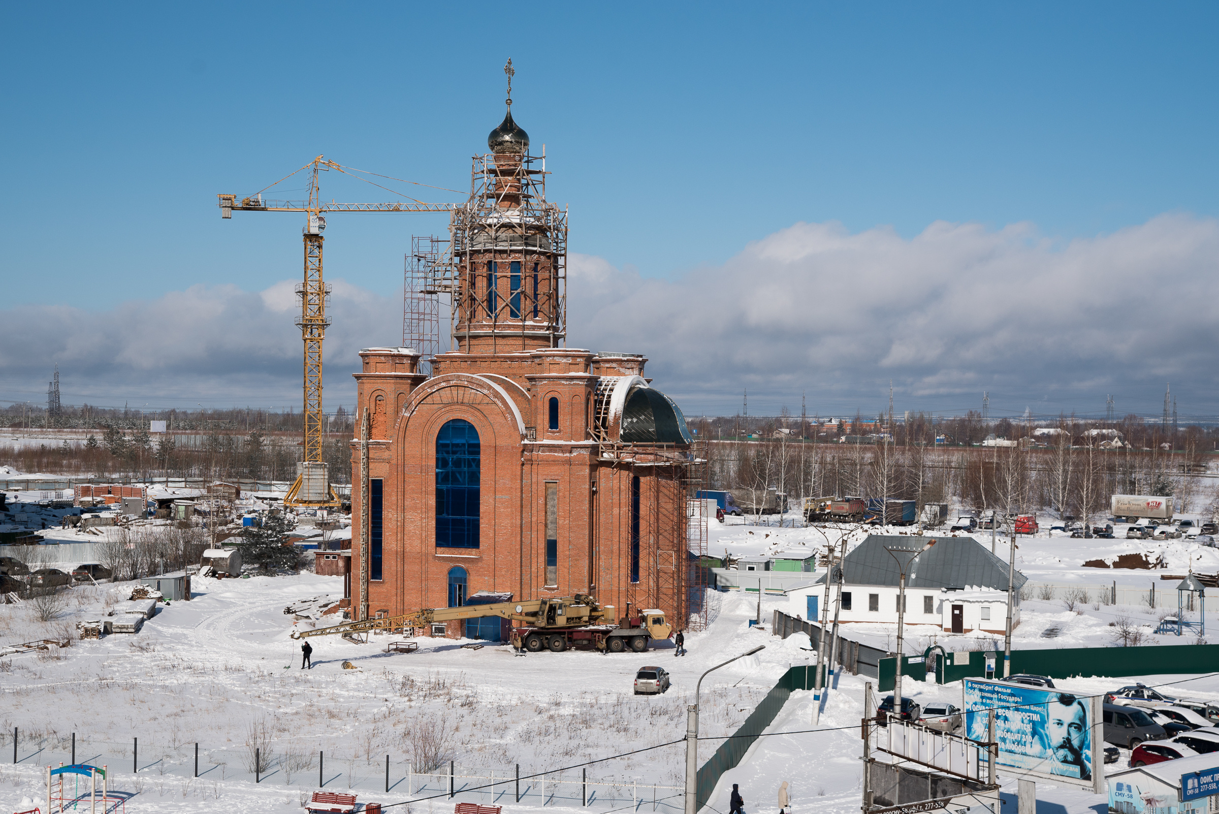 Подъем купола на храм Николая Чудотворца Новочебоксарск Чувашия. Фотограф  Крещения и Венчания Калининград
